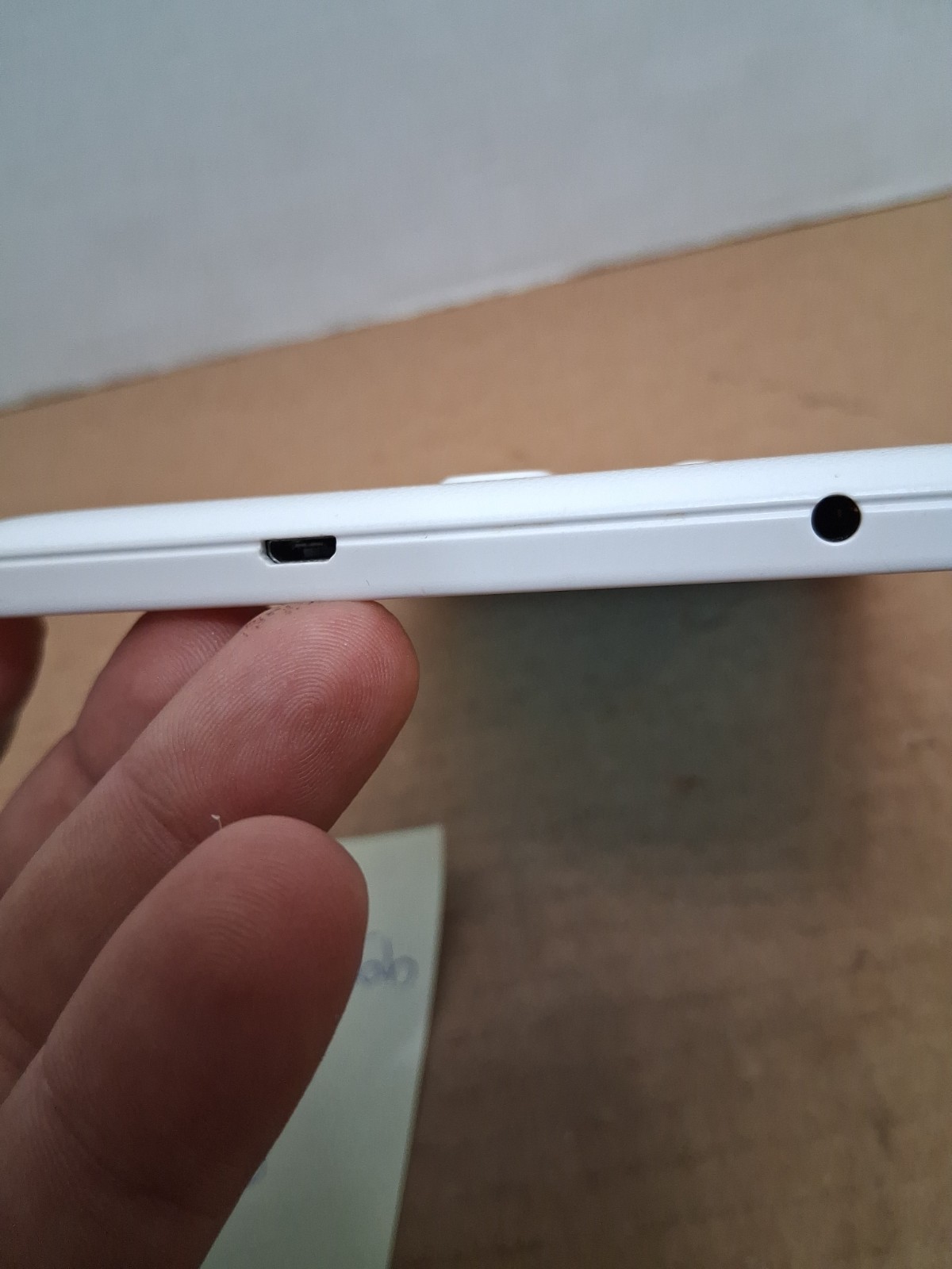 Samsung Galaxy Tab 3 Lite 7.0 (SM-T110) – For Parts Or Use Read Description
