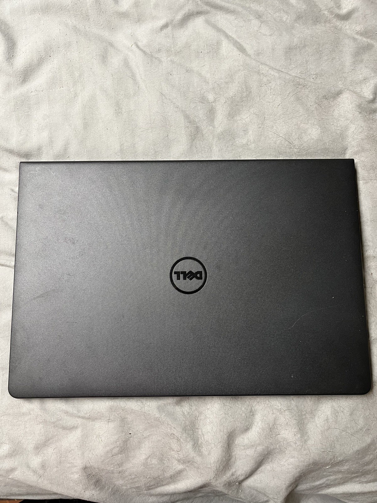 Dell Inspiron 15-3552 Intel Pentium N3700 1.60GHz 4GB 500GB Windows 11 DVD Drive