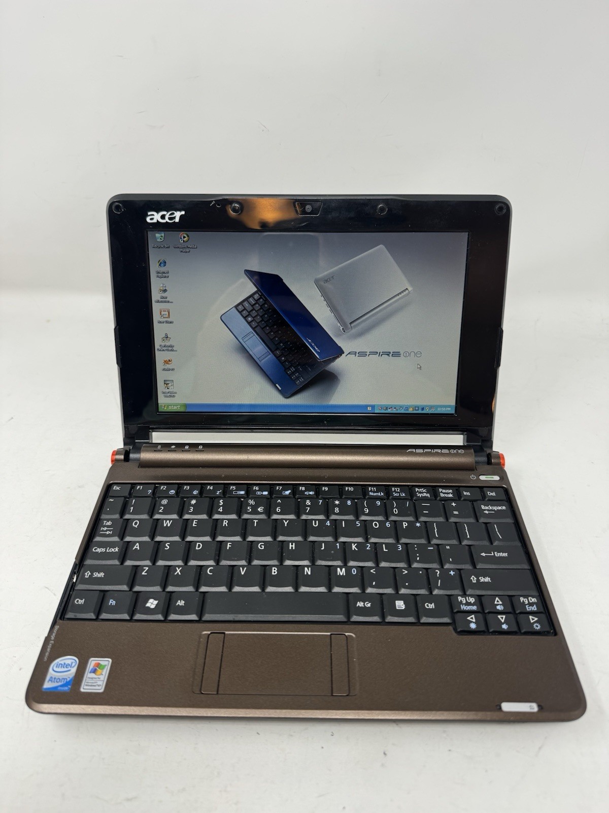 Acer Aspire One Series ZG5 Intel Atom 1.60GHz Brown Netbook Laptop With Charger