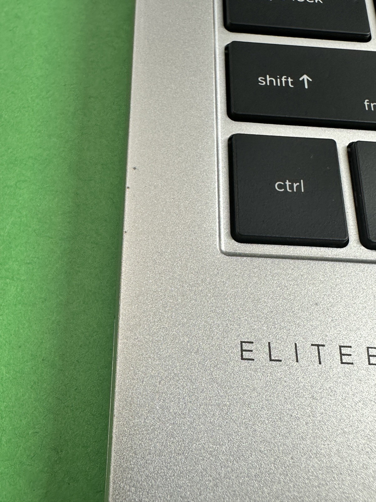 HP EliteBook 860 G11 16” Ultra 7 165U vPro 16GB 512GB SSD Win11 Pro