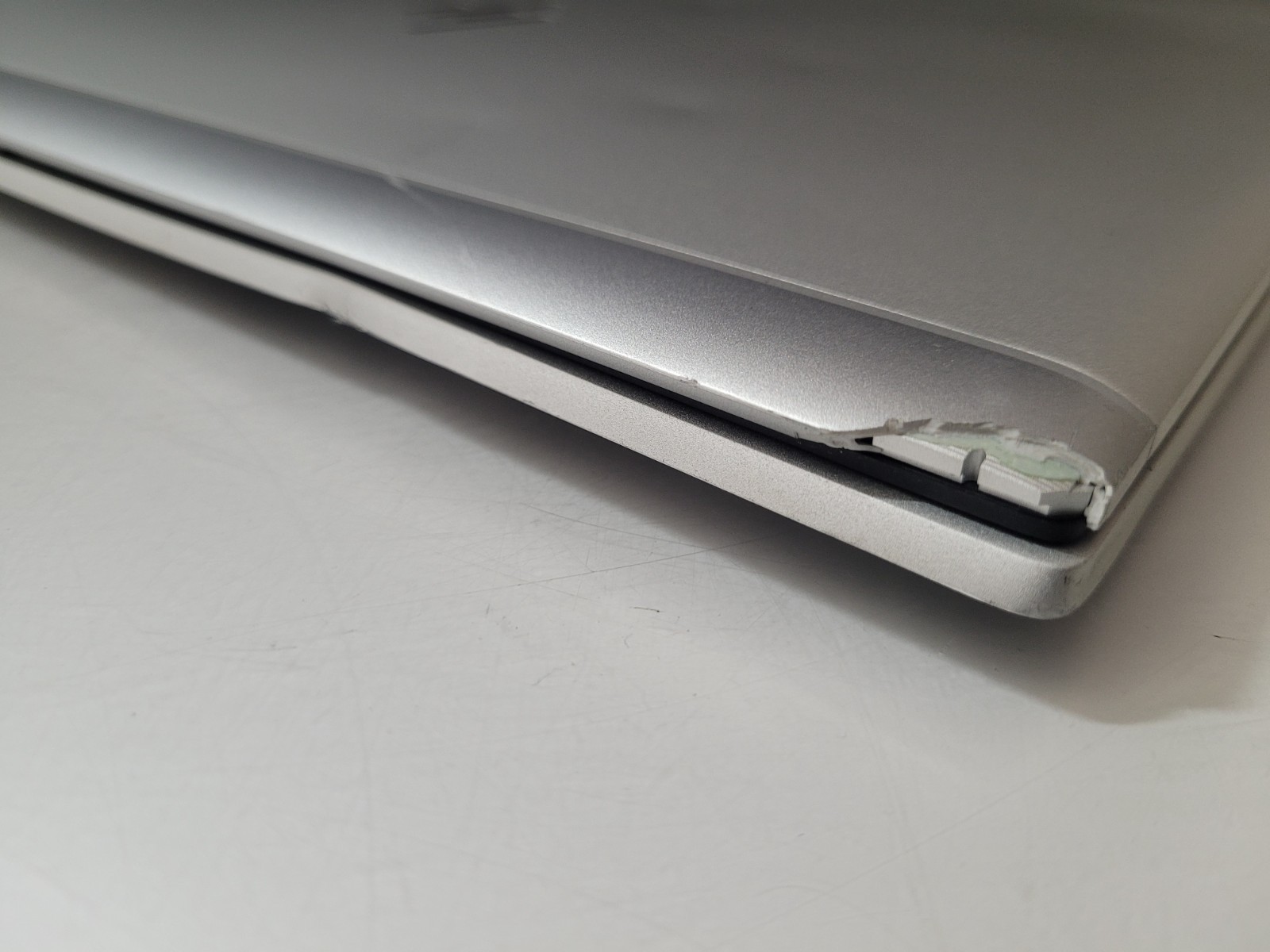 hp EliteBook 840 G7 Intel Core i7-10610U 1.80Ghz 4GB Ram No SSD 14″ Laptop