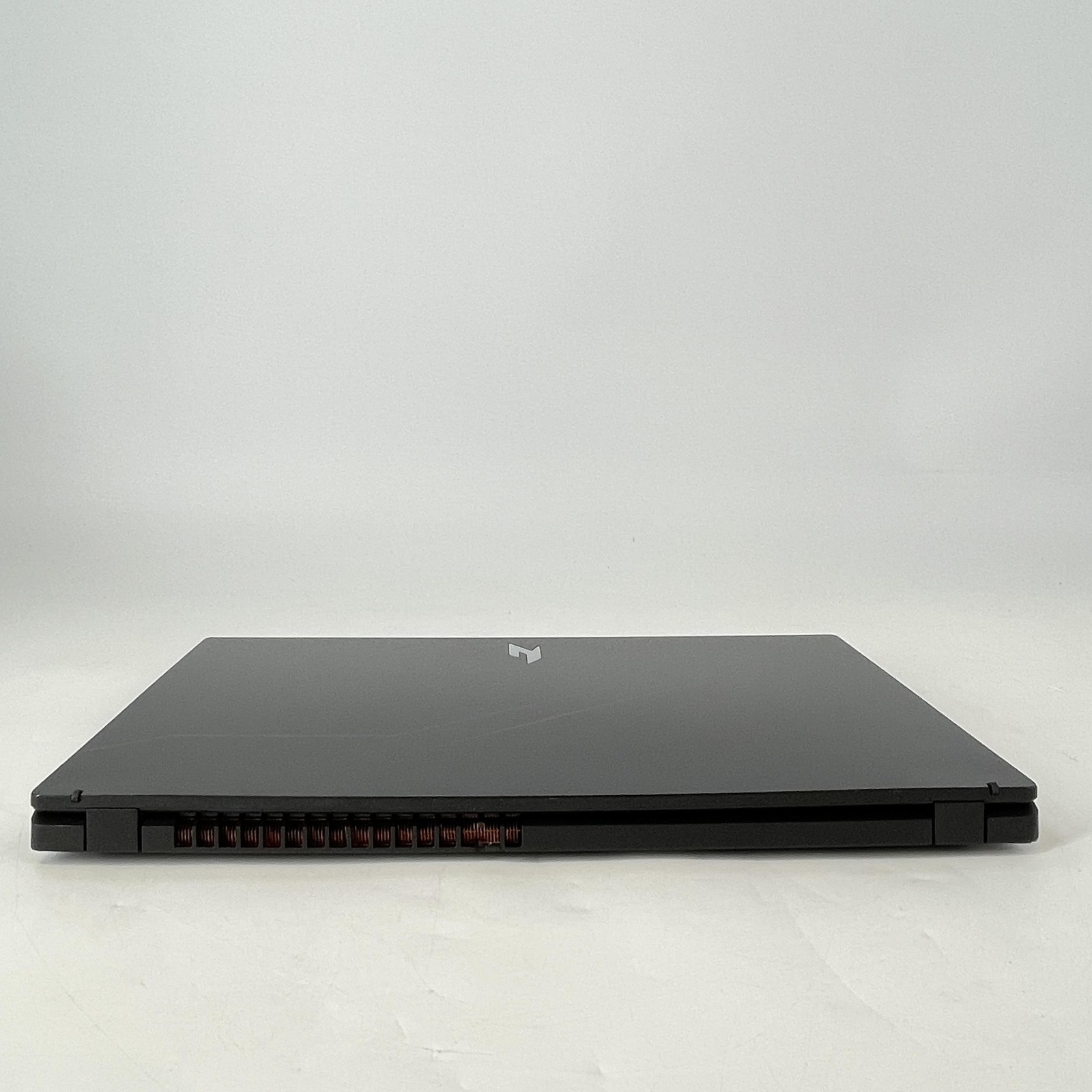 Acer Nitro V 15 165Hz FHD 2.1 GHz i5-13420H 8GB 512GB SSD RTX 4050 BENT FRAME