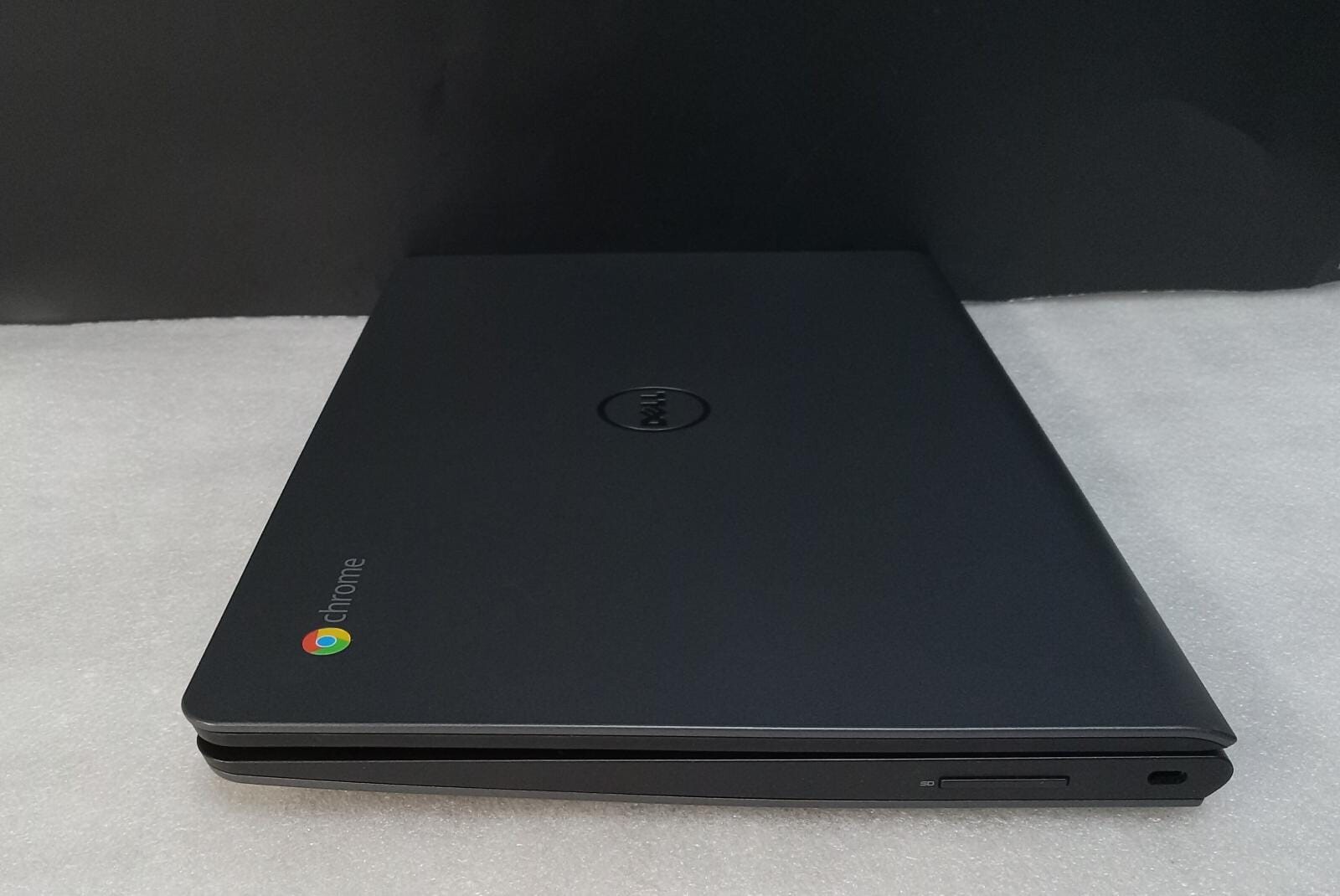 Dell Chromebook 11 CB1C13 11.6″ Gray Intel Celeron 2955u 1.40GHz 4GB RAM 16GB