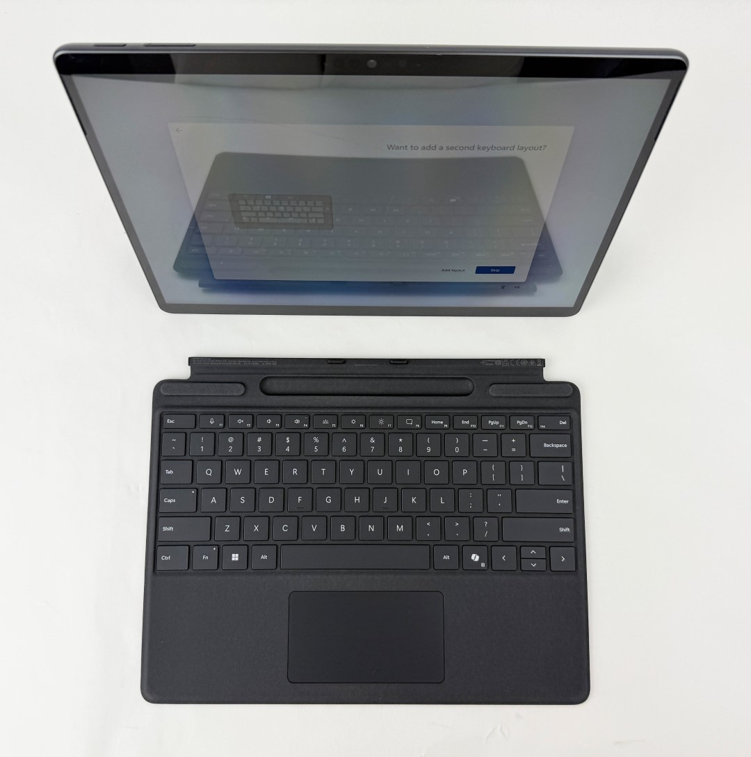 Microsoft Surface Pro 9 13″ 2880×1920 Touch i7-1255U 16GB 512GB W11H + Kbrd