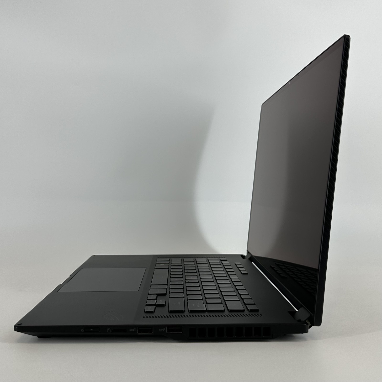 Asus ROG Flow X16 GV601 16 165Hz QHD+ TOUCH Ryzen 9 6900HS 16GB 1TB RTX 3060