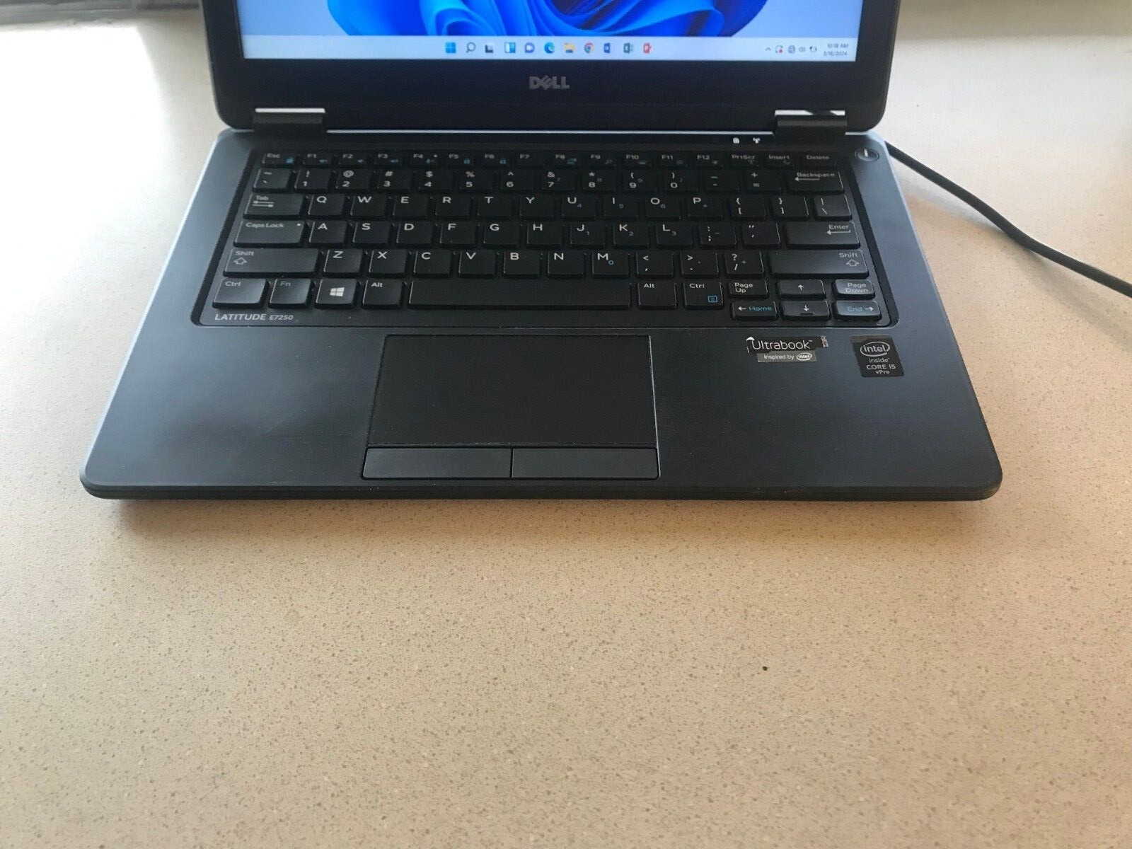 Dell E7250, i7-5600u, Windows 10 Pro, 1TB SSD, 16GB Ram, MS Office