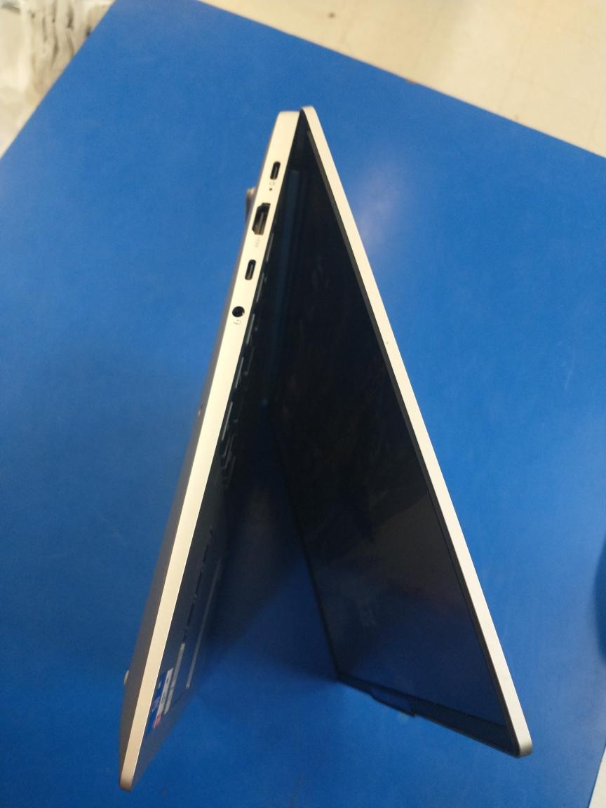 LENOVO IDEAPAD SLIM 5; 512 GB SSD, 16GB OF RAM (J31001904)