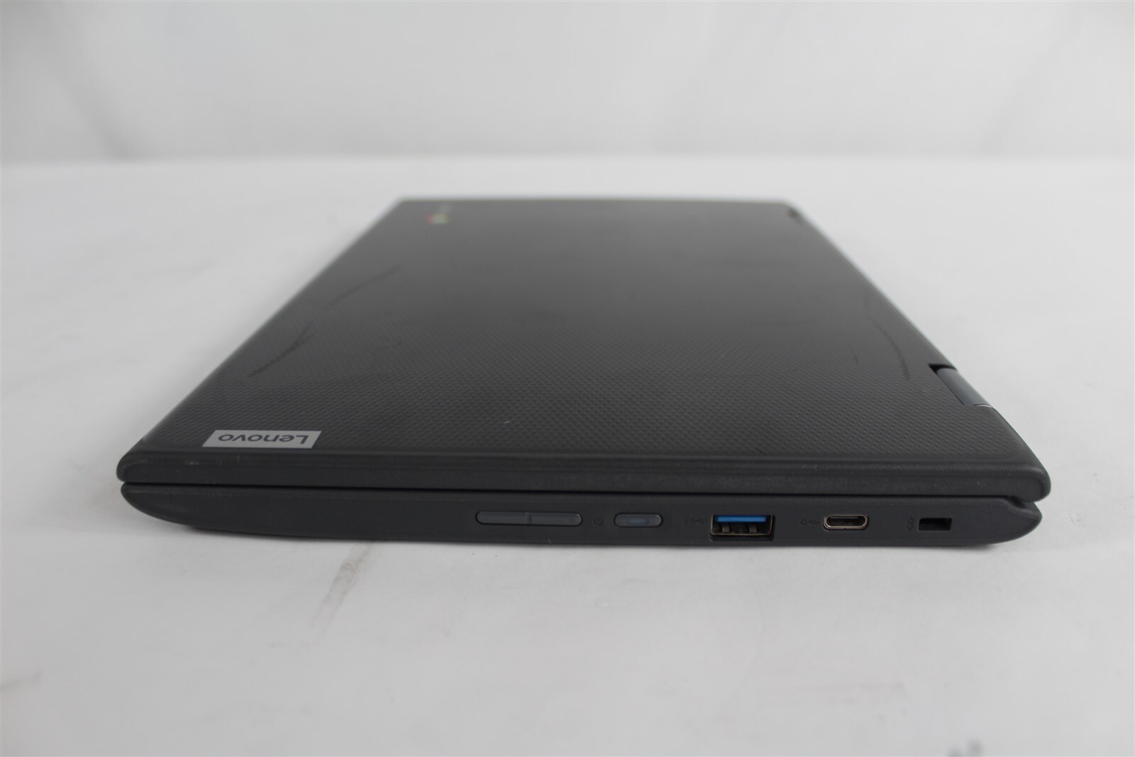 Lenovo ChromeBook 300E Gen 2 11.6″ HD Touch AMD A4-9120C 1.6GHz 4GB 32GB eMMC