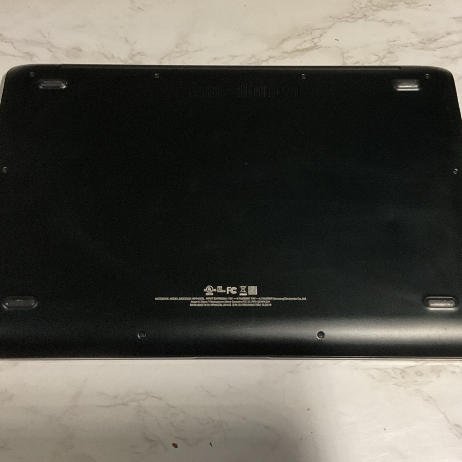 Samsung NP940Z5L Notebook 15.6″ Intel i7 8GB 256GB SSD GTX 950M Black w/ Charger