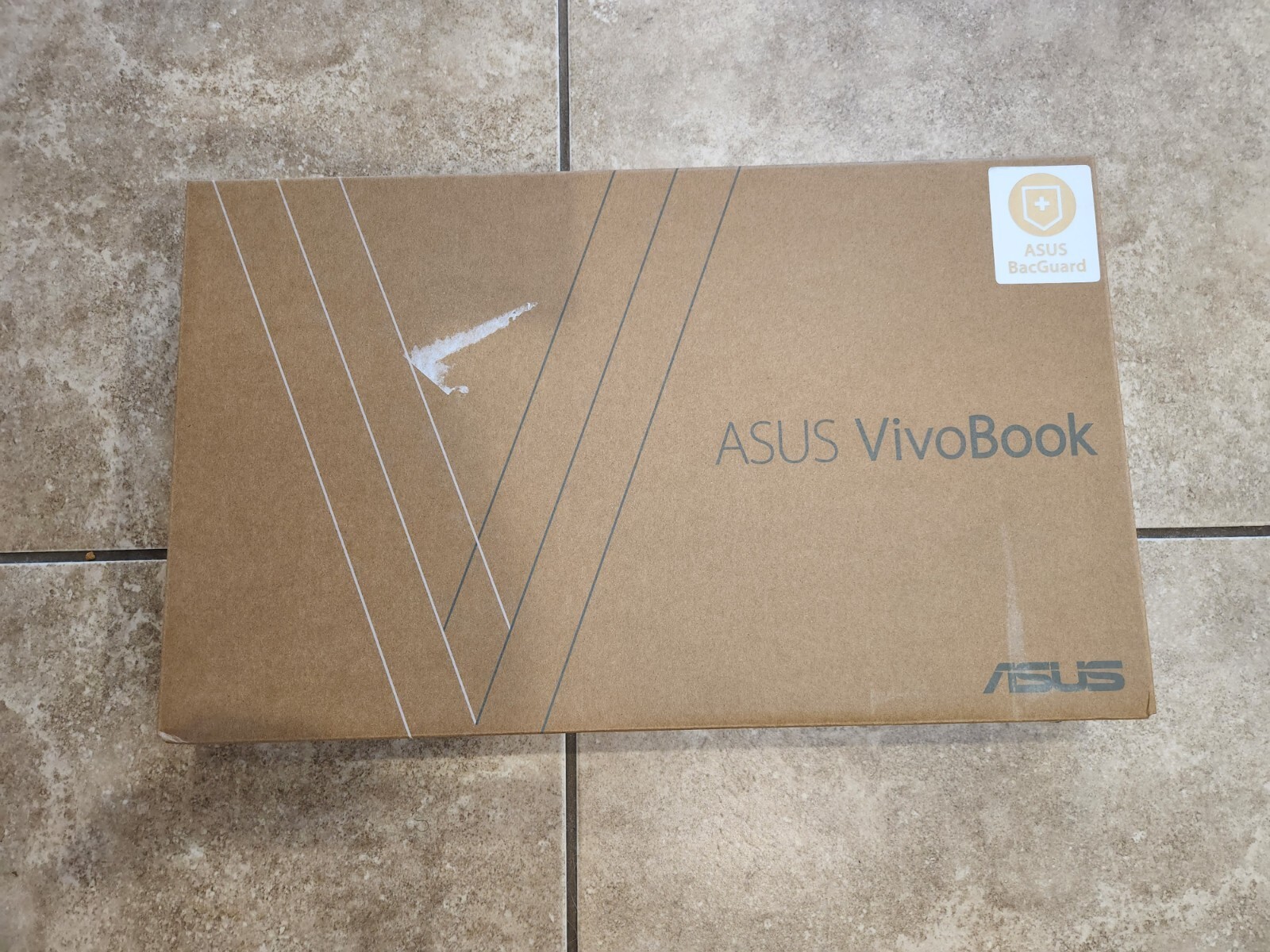 ASUS VivoBook 15 F512J 4GB DDR RAM 15.6” FHD 128GB Fingerprint Sensor i3 Win 10