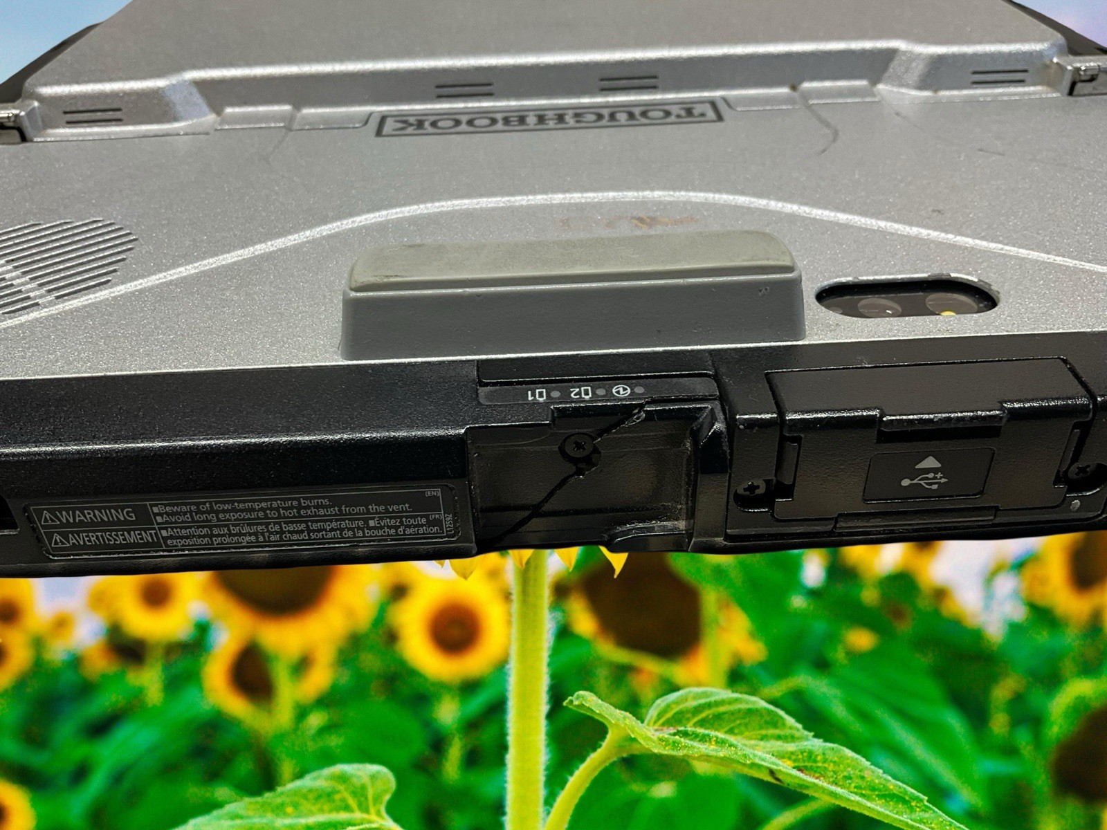 Panasonic Toughbook CF-33 i5-6TH GEN 2.4GHz 8GB RAM TOUCH