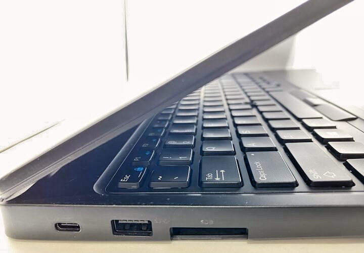 Dell Latitude 5580 15.6″ Laptop Intel Core i5-7440HQ 2.80GHz 8GB RAM 256GB SSD