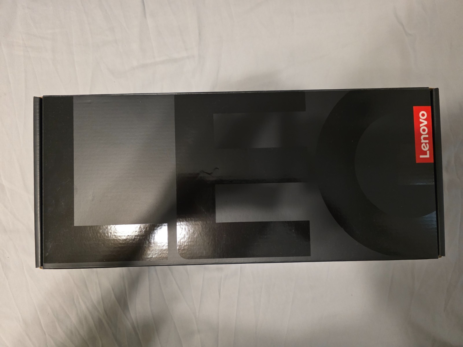 Lenovo Legion Go 8.8 in (512GB SSD, AMD Ryzen Z1 Extreme, 3.3GHz, 16GB RAM)