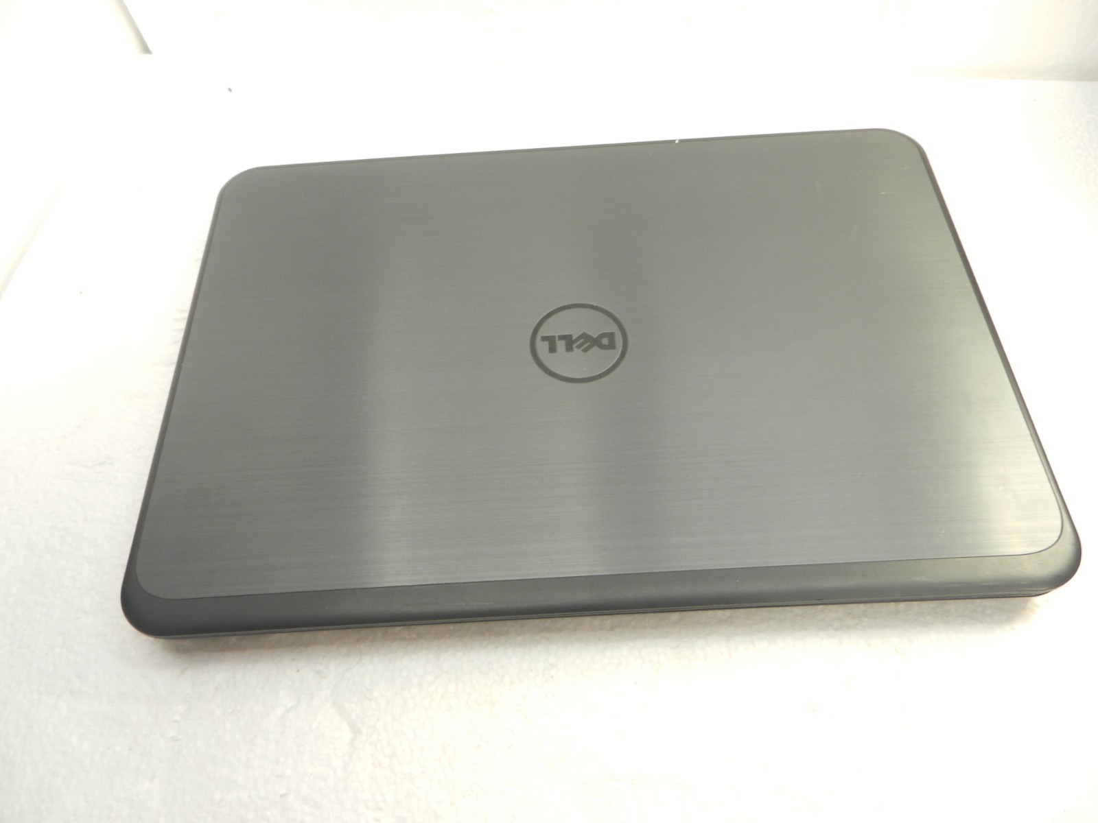 Dell Latitude 3540 15.6″ Laptop Core i5-4210U 1.70GHz 4GB RAM No HDD – Damaged*