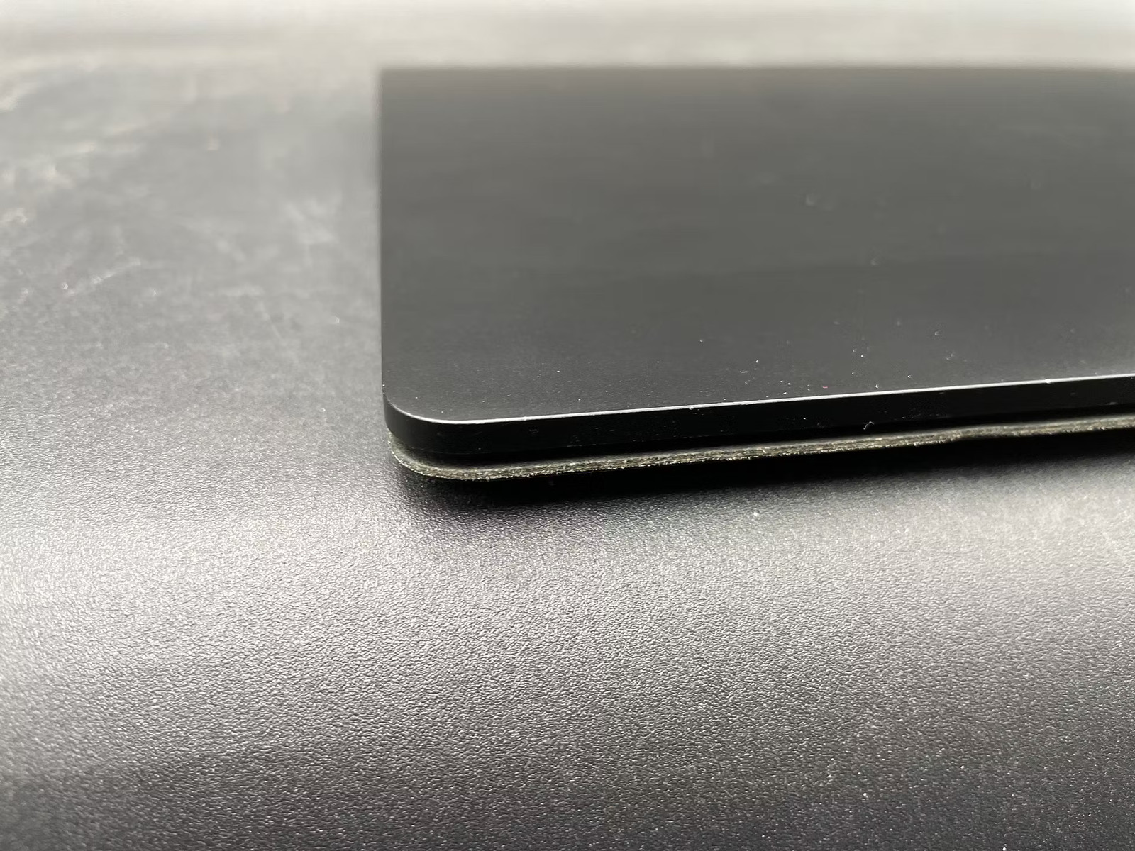 Microsoft Surface Laptop 2 Used 13.5″ (i7-8650U-16GB-512GB NVMe)