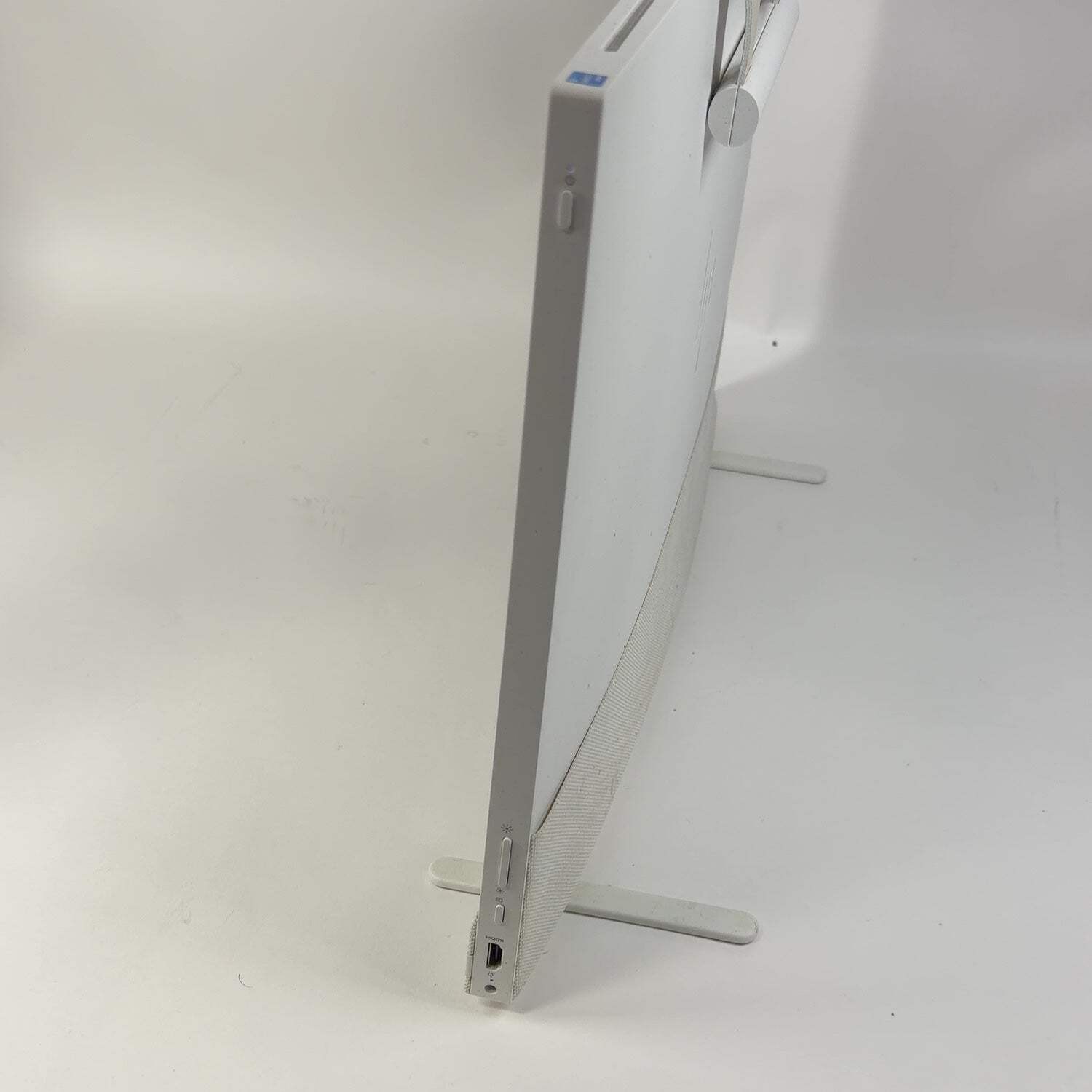 HP Envy Move AIO 8B91AA 23.8″ i5-1335U 1.30GHz 8GB RAM 512GB SSD