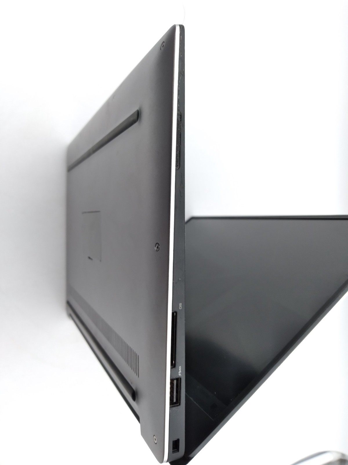 Dell XPS 13 9350, Intel Core i3-6100U @ 2.3GHz, 4GB RAM, 128GB NVMe SSD, W10Home