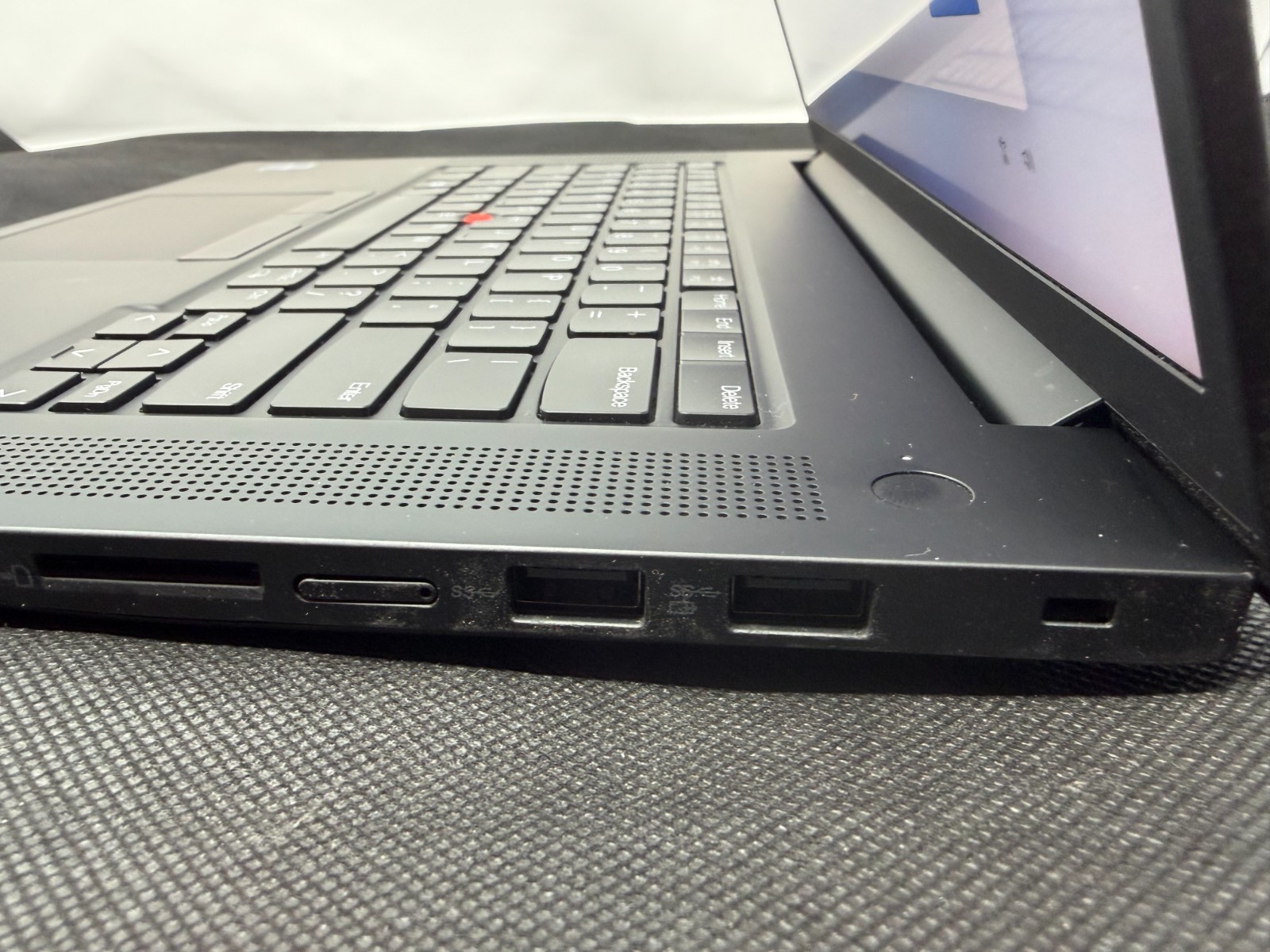 Lenovo ThinkPad P1 Gen 5 4K Intel i7 12800H 32GB RAM 512GB SSD | 8 GB RTX A2000