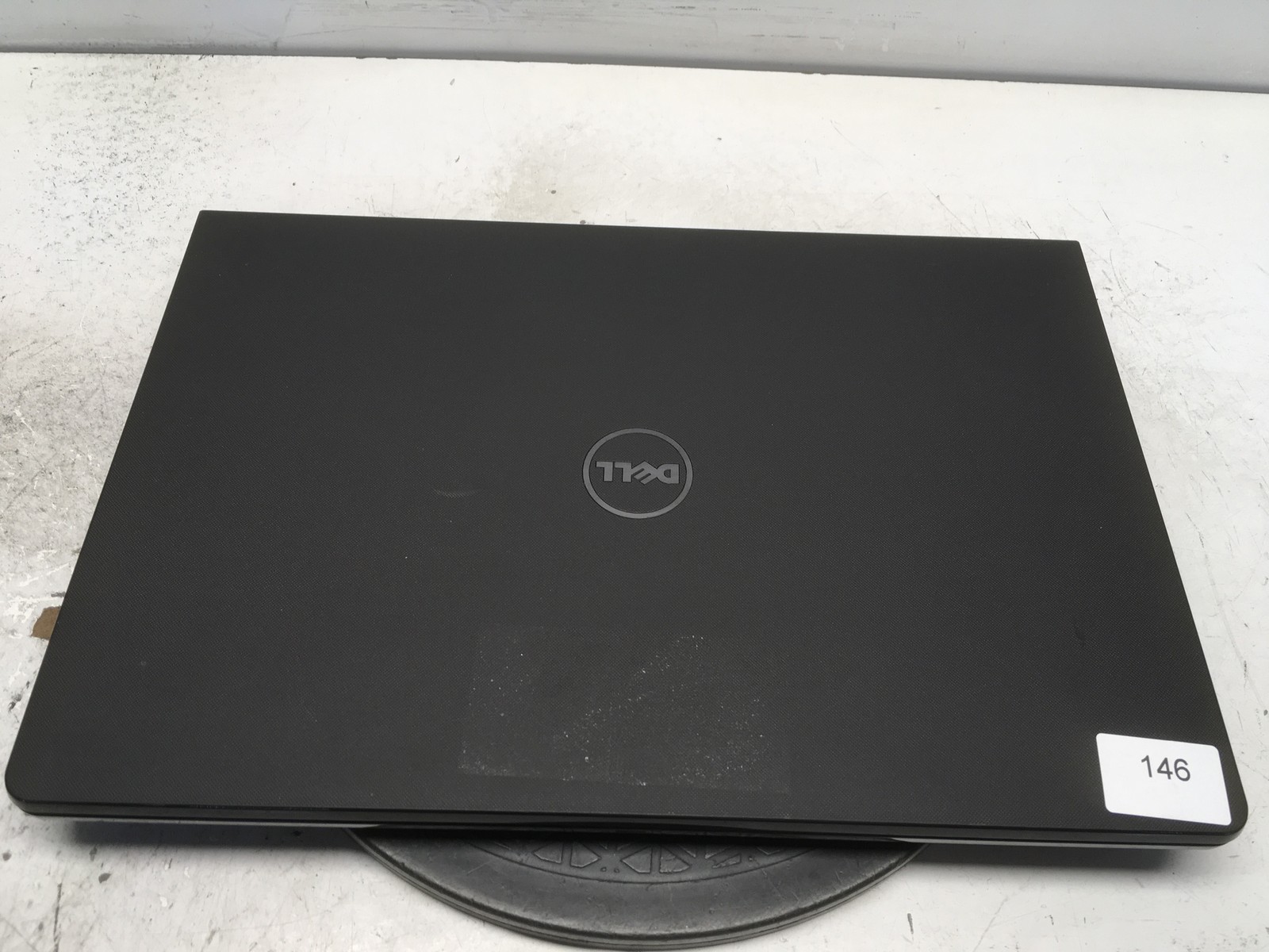 Dell Inspiron 15-3567 Intel i5-7200U 2.5GHz 8 GB NO HDD No Batt