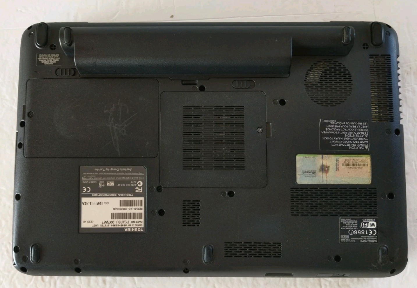 TOSHIBA SATELLITE A505D-S 15.6″ 500GB 8GB AMD Turion X2 Ultra 2.30 GHz Win 7 PRO