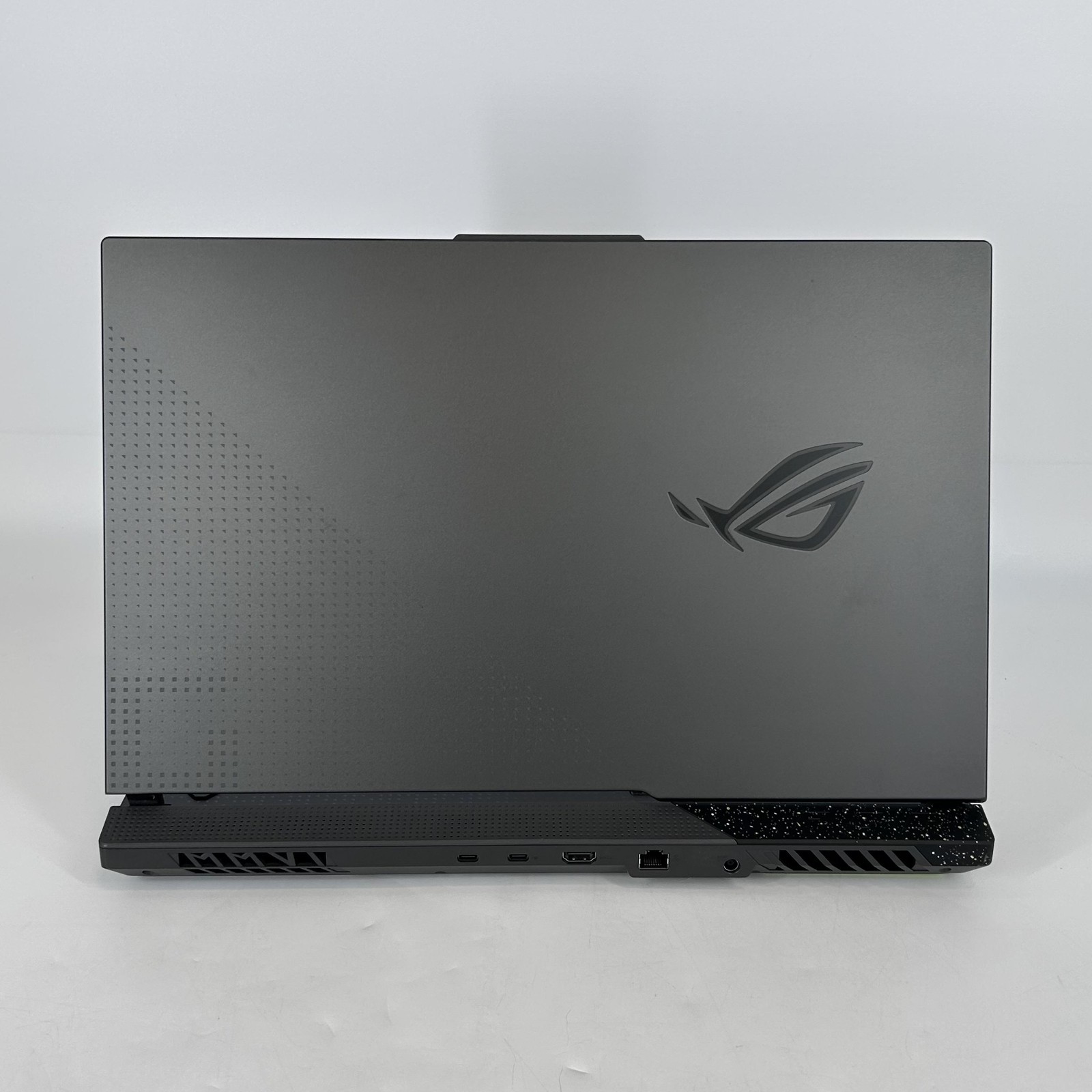 Asus ROG Strix G17 G713 240Hz 2K 3.0 GHz Ryzen 9 7845HX 16GB 1TB SSD RTX 4060