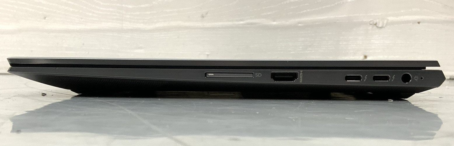 HP ZBook Studio 15 G8 | Intel i7-11850H 512GB NVMe 32GB DDR4 RTX A2000