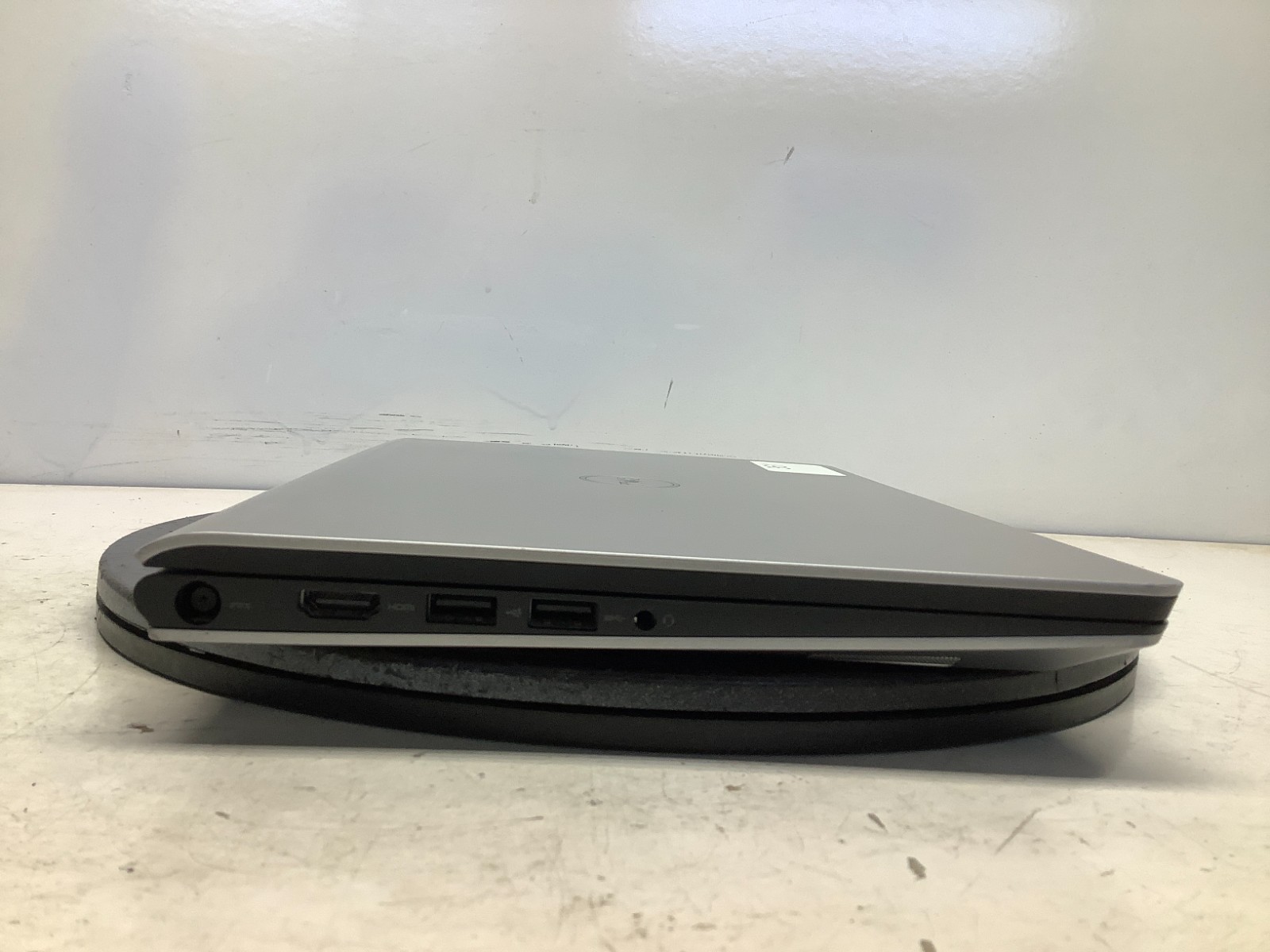 Dell Inspiron 3135 AMD A6-1450 1000MHz 4 GB NO HDD