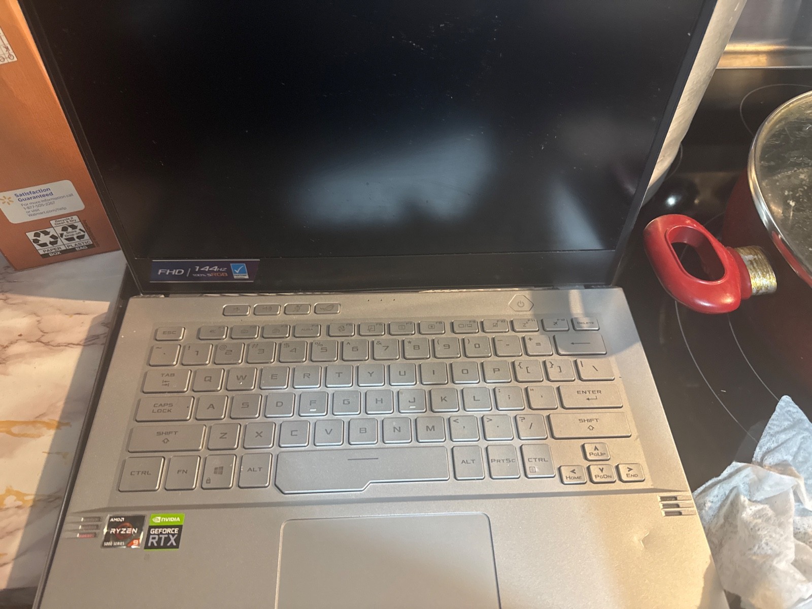 ASUS ROG Zephyrus G14 | Ryzen 9 + RX 6700S | 14″ 120Hz, 16GB RAM (NOT WORKING)