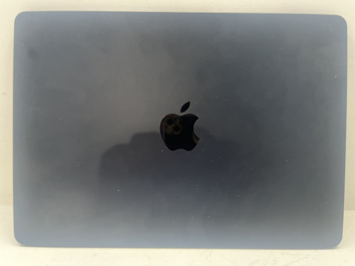 Apple A2681 Macbook Air 13.6″ M2 512GB SSD 8GB Ram Laptop Midnight Blue