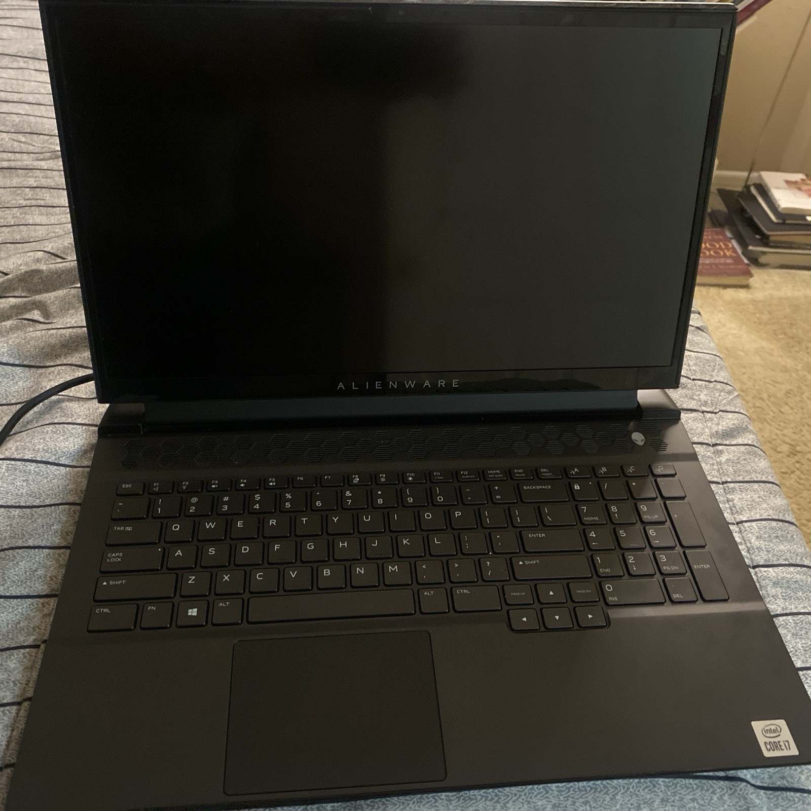 ALIENWARE m17 R3 17.3 ” GAMING – i7-10750H CPU 16GB RAM 1TB SSD RTX 2070 SUPER