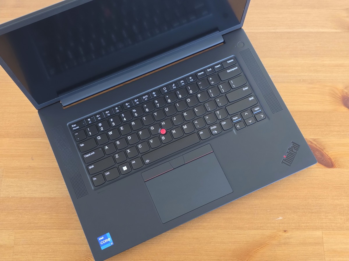 Lenovo ThinkPad P1 Gen 4 i7-11800H 16 2560×1600 16GB 512GB SSD NVIDIA RTX A2000