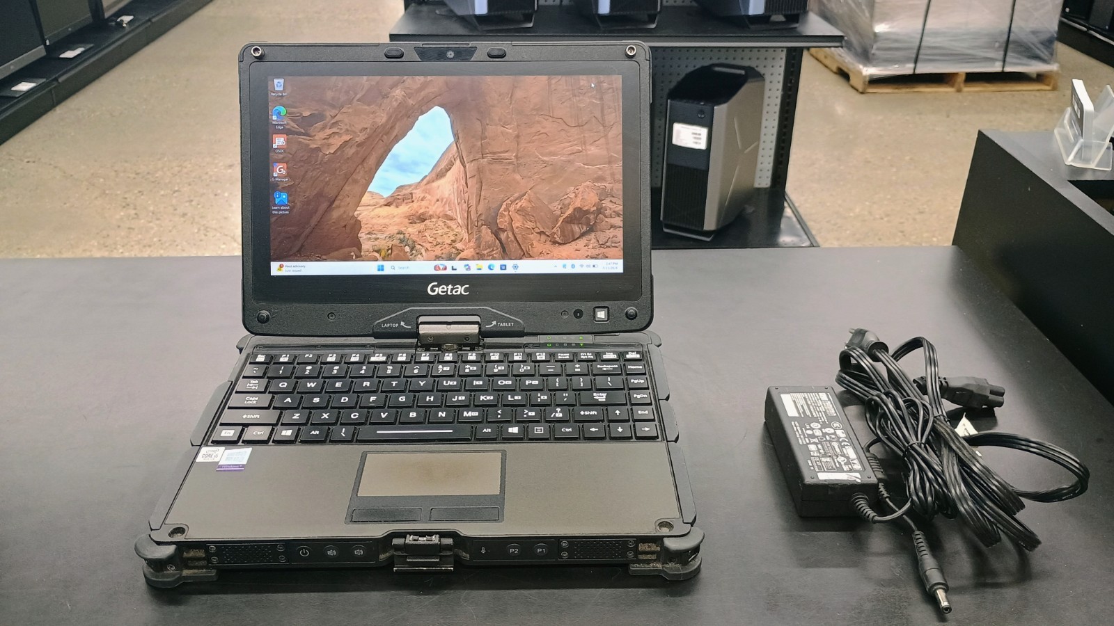 Getac V110G6 Quad Core i5-10210U 1.60GHz – 256GB SSD – 16GB – Win 11 Pro