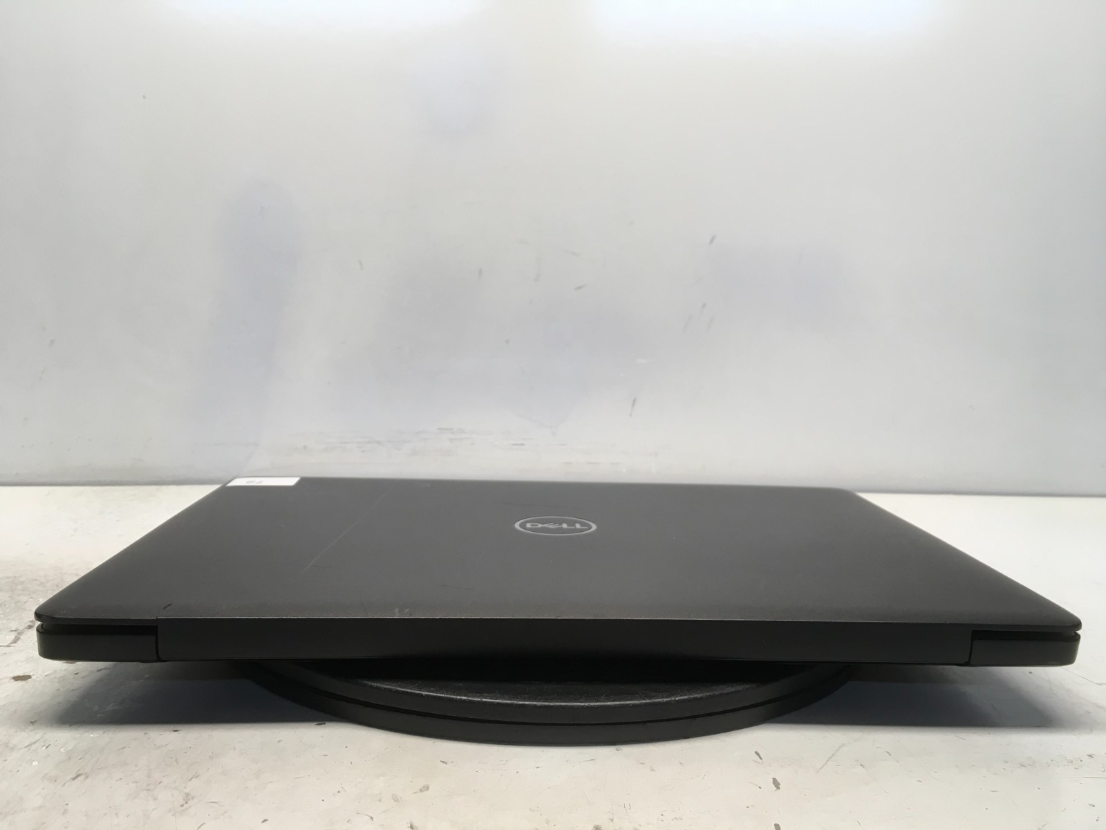 Dell Latitude 3590 Intel i3-7020U 2.3GHz 8 GB NO HDD No Batt