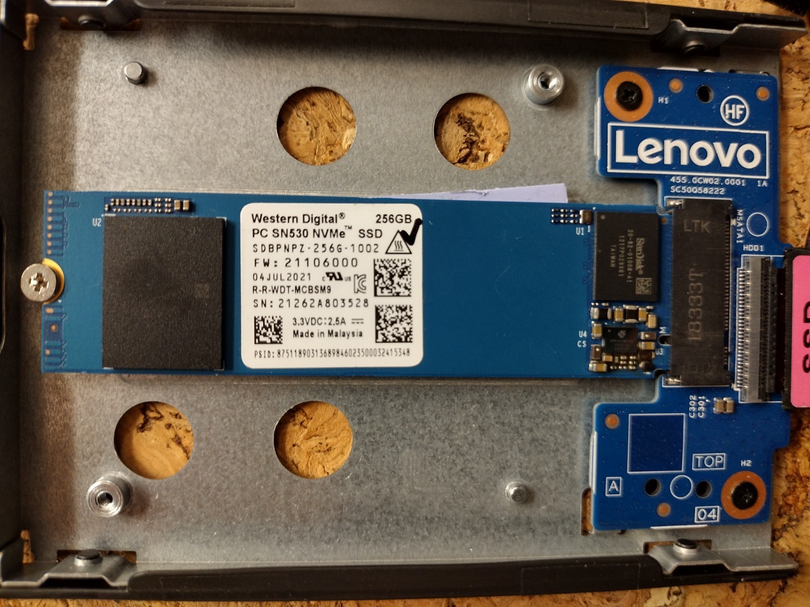 ThinkPad T580 Libreboot i7-8650U 8GB RAM 256GB NVME SSD 61++ BAT AC 1920×1080