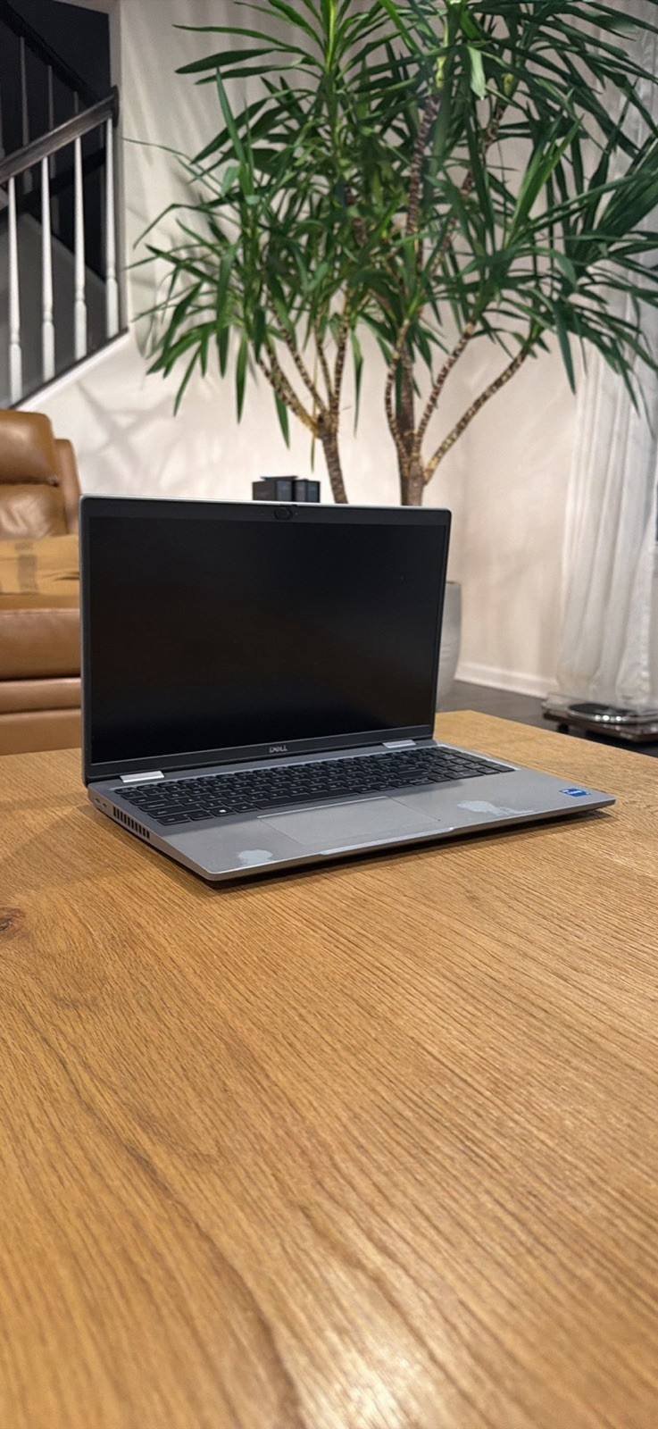 Dell Latitude 5520 15.6″ Intel Core I5-1135G7 8GB RAM 256GB SSD 2.40 GHz W11 Pro