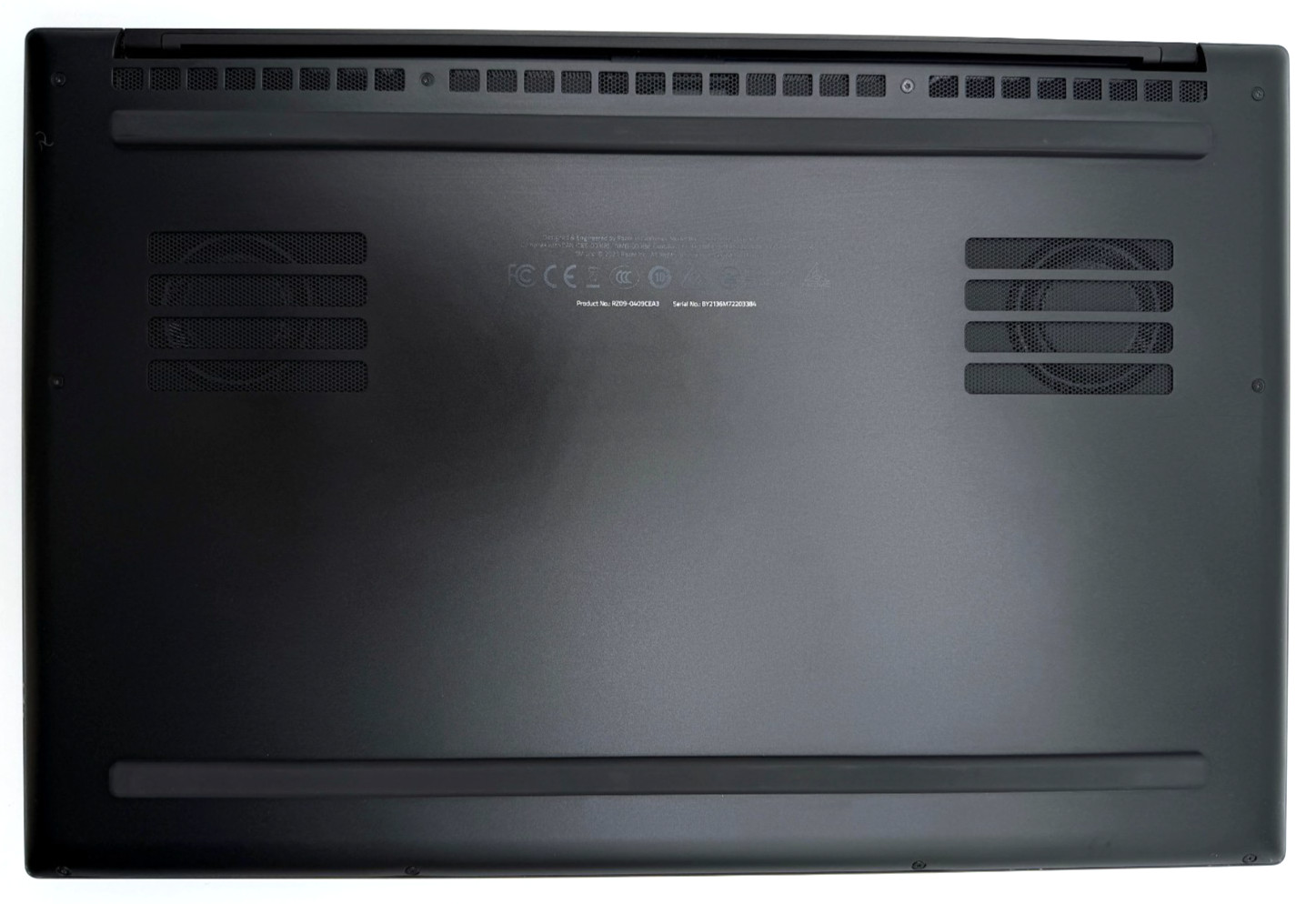 Razer Blade Black Gaming Laptop 240Hz 2K i7-11800H 2.30GHz 32GB RTX 3080 1TB!