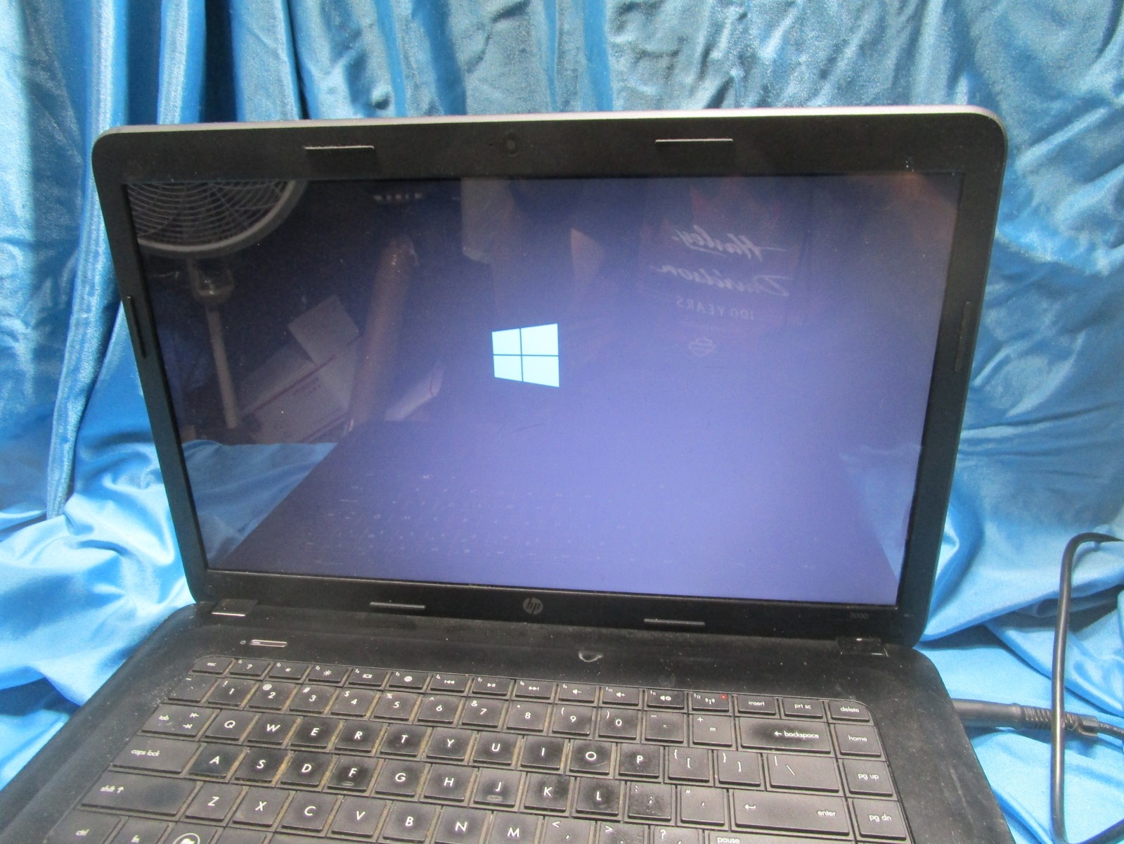 HP 2000-2a22nr E1-1200 8GB RAM 250GB HD 15.6″ AMD 1.4GHz E-1200 PROC-READ