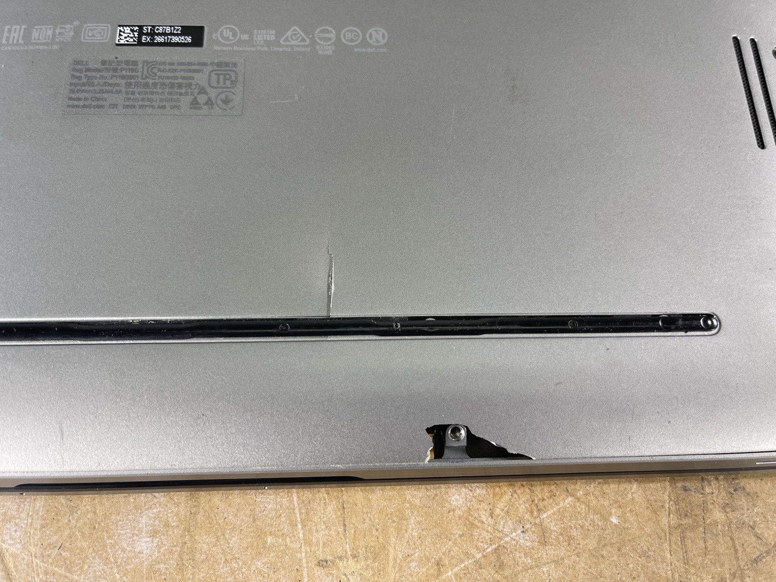 DELL LATITUDE 7400 2-IN-1 i5-8365U @ 1.60GHz, 16GB RAM, NO HDD/OS