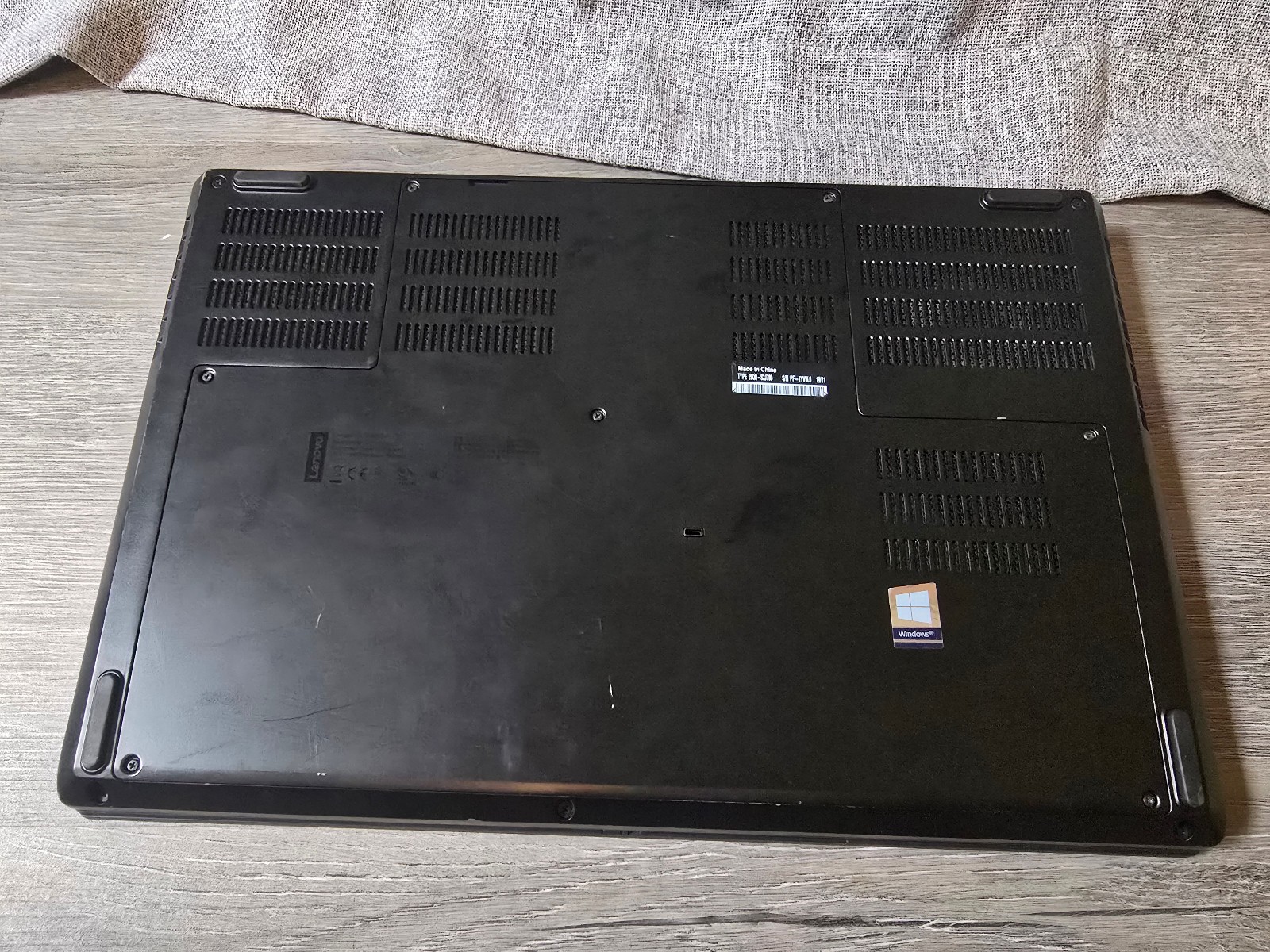 Lenovo Thinkpad p53 – i7 9850H – 32gb Ram – 256gb NVME – RTX 3000 – Dock –