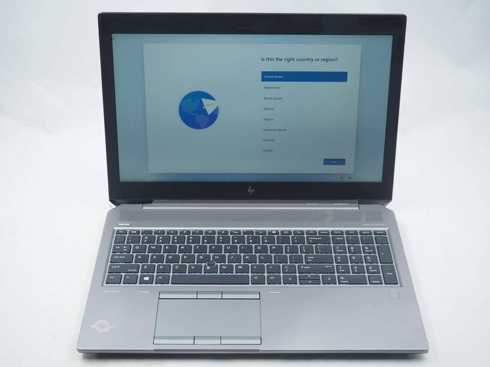 HP ZBOOK 15 G6 15.5″ Intel Core i7-9850H 2.60GHz 32GB RAM 1TB SSD Grade C
