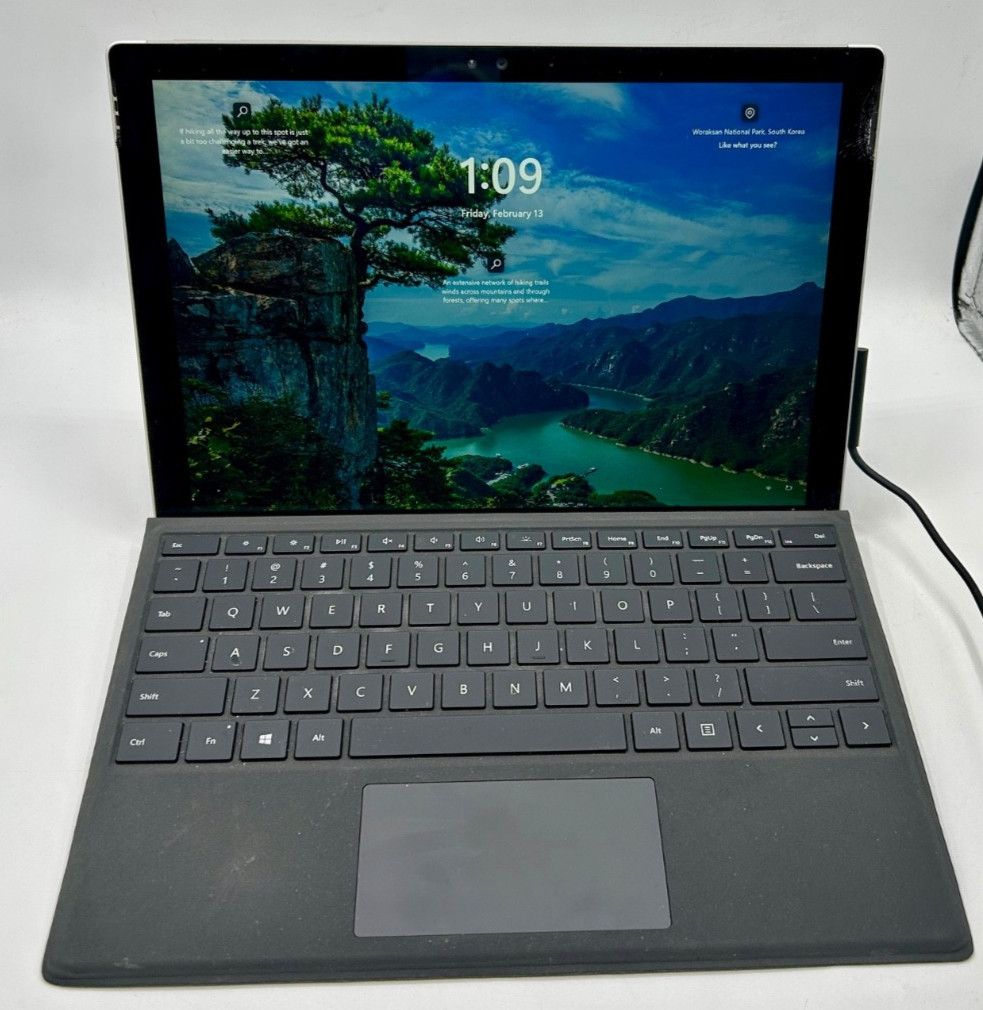 Surface Pro 4, 1724, i7-6650U, 8GB RAM, 256GB SSD, Touchscreen, Windows 11 Pro
