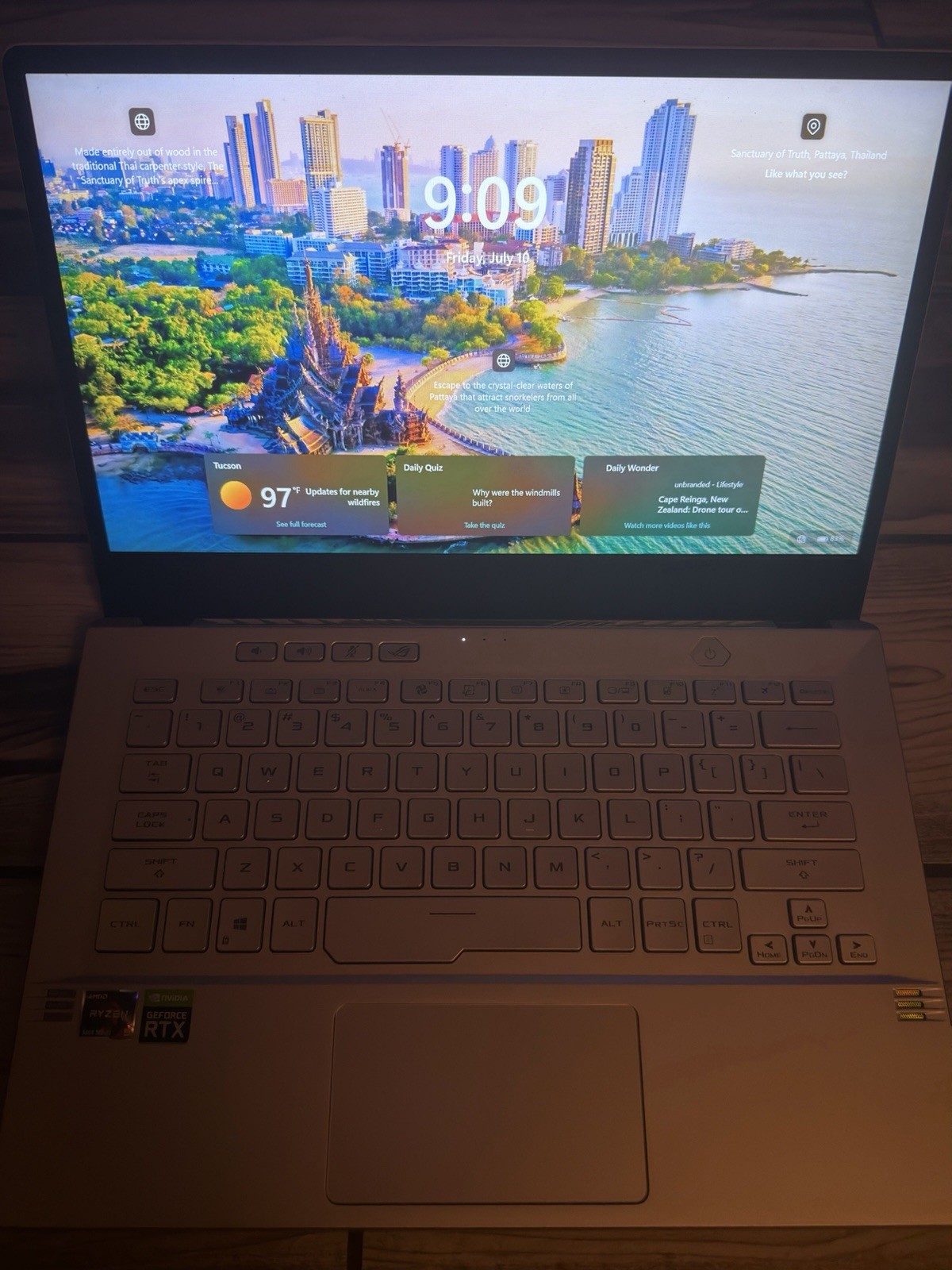 Asus ROG Zephyrus G14 GA401Q Ryzen 9 5900HS 3.3GHz 16GB RAM 1TB GeForce RTX 3060