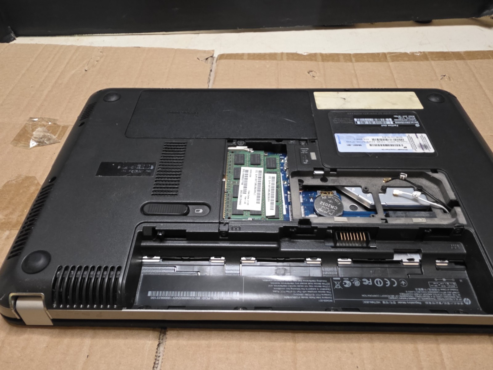 HP Pavillion DM4 Windows 10 Intel Core i3 4GB RAM 74GB HD No Battery/Cord No WIF