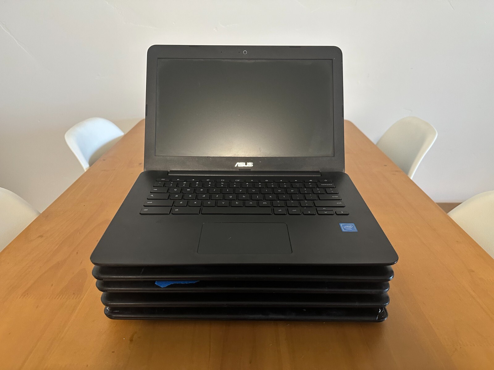 ASUS Chromebook C300M Notebook PC