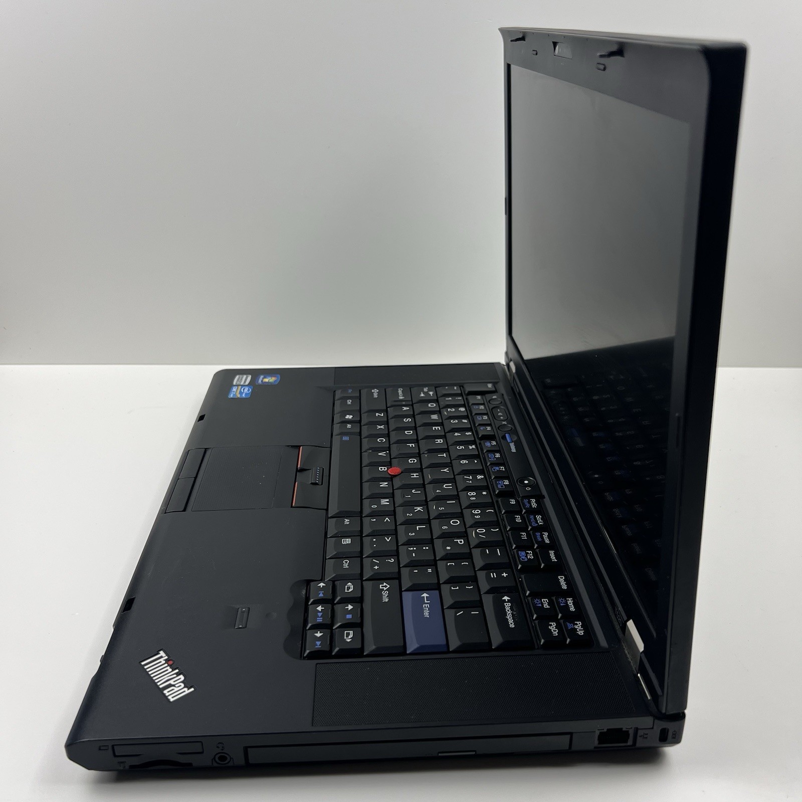 Lenovo ThinkPad T520 Intel i7-2640M 8GB 320GB HDD Linux Mint OS w/ Charger|ELP92