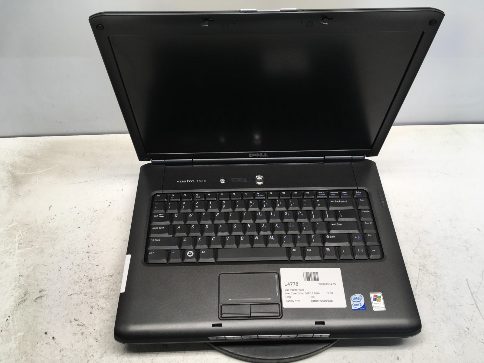 Dell Vostro 1500 Intel Core 2 Duo 06FD 1.4GHz 2 GB NO HDD/Battery Dim Screen