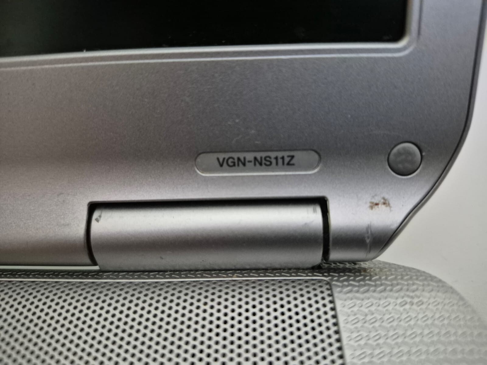 Sony Vaio Laptop Vgn-NS11Z Cpu Intel Core 2 Duo T5800 2.00MHz Broken For Parts