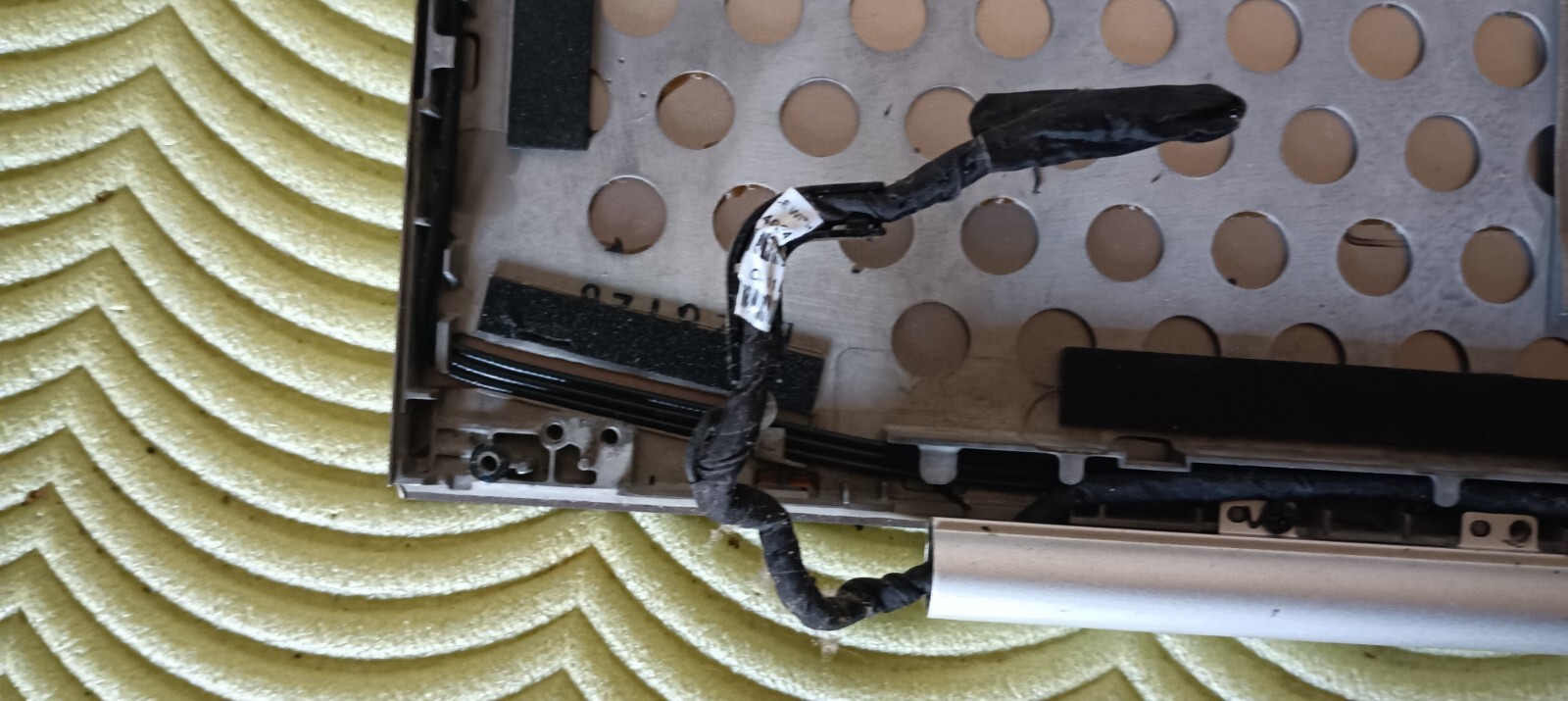 HP ELITEBOOK 8560P WEBCAM AND FLAT HINGE COVER