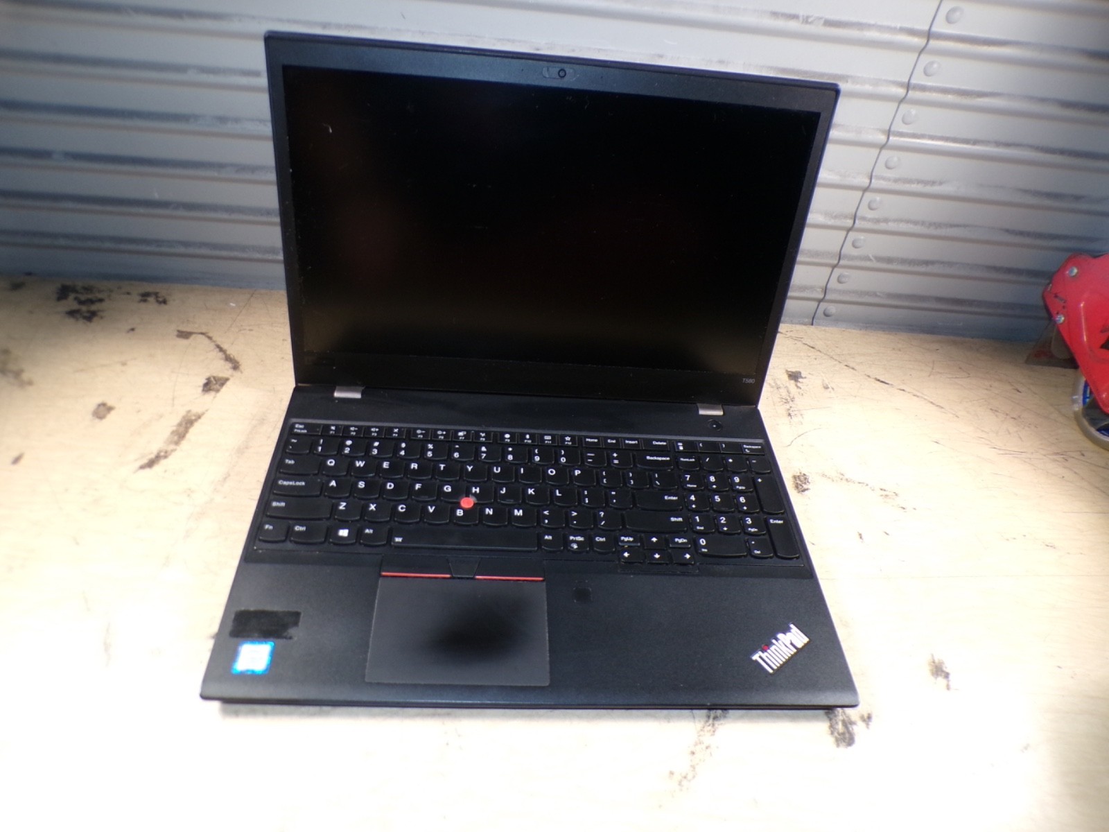 THINKPAD LENOVO T590 INTEL CORE I7-8565U 1.80GHZ 16GB RAM **NO HD/ NO CADDIE