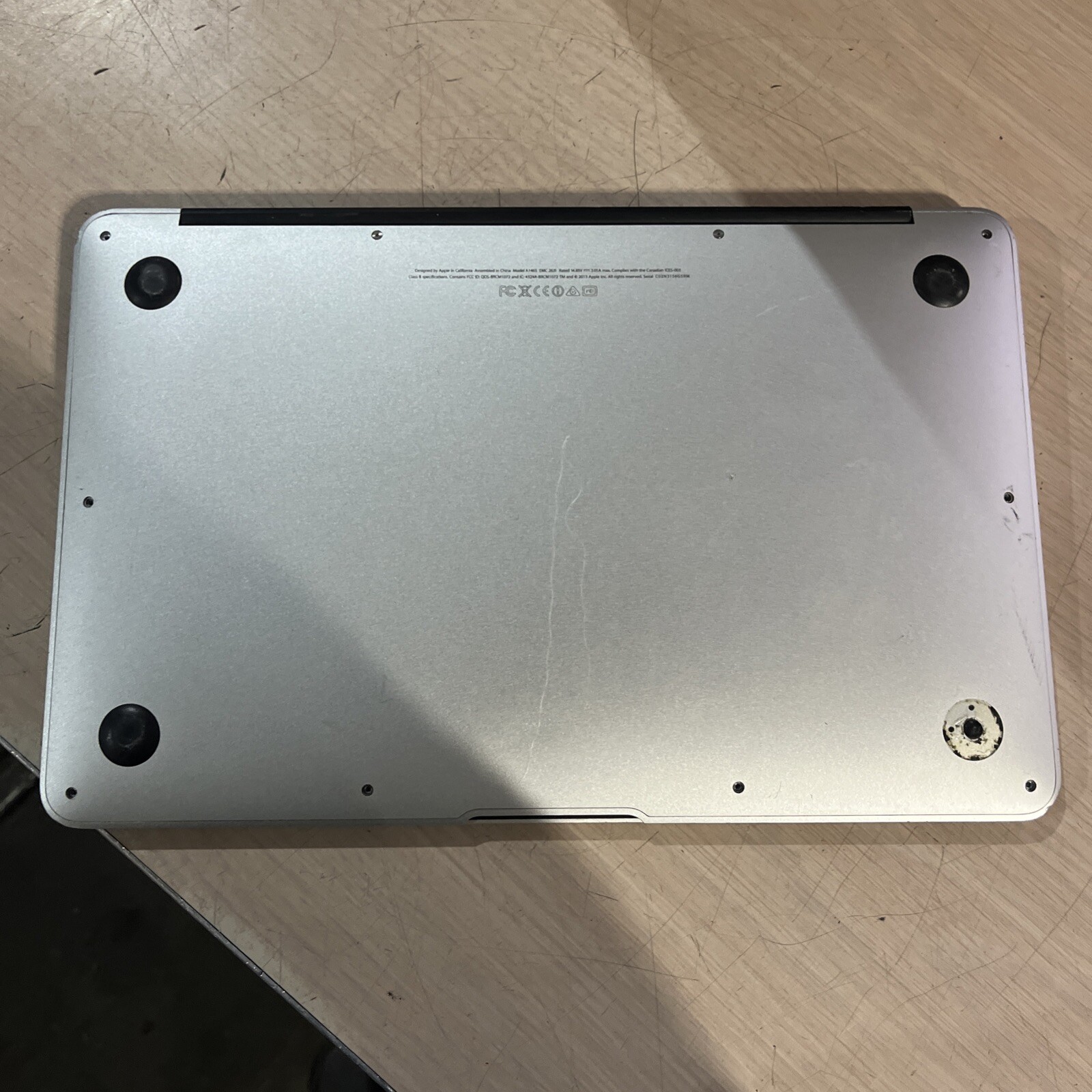 APPLE MACBOOK AIR 11″ MID-2013 CORE I5-4250U 1.3GHZ 4GB RAM
